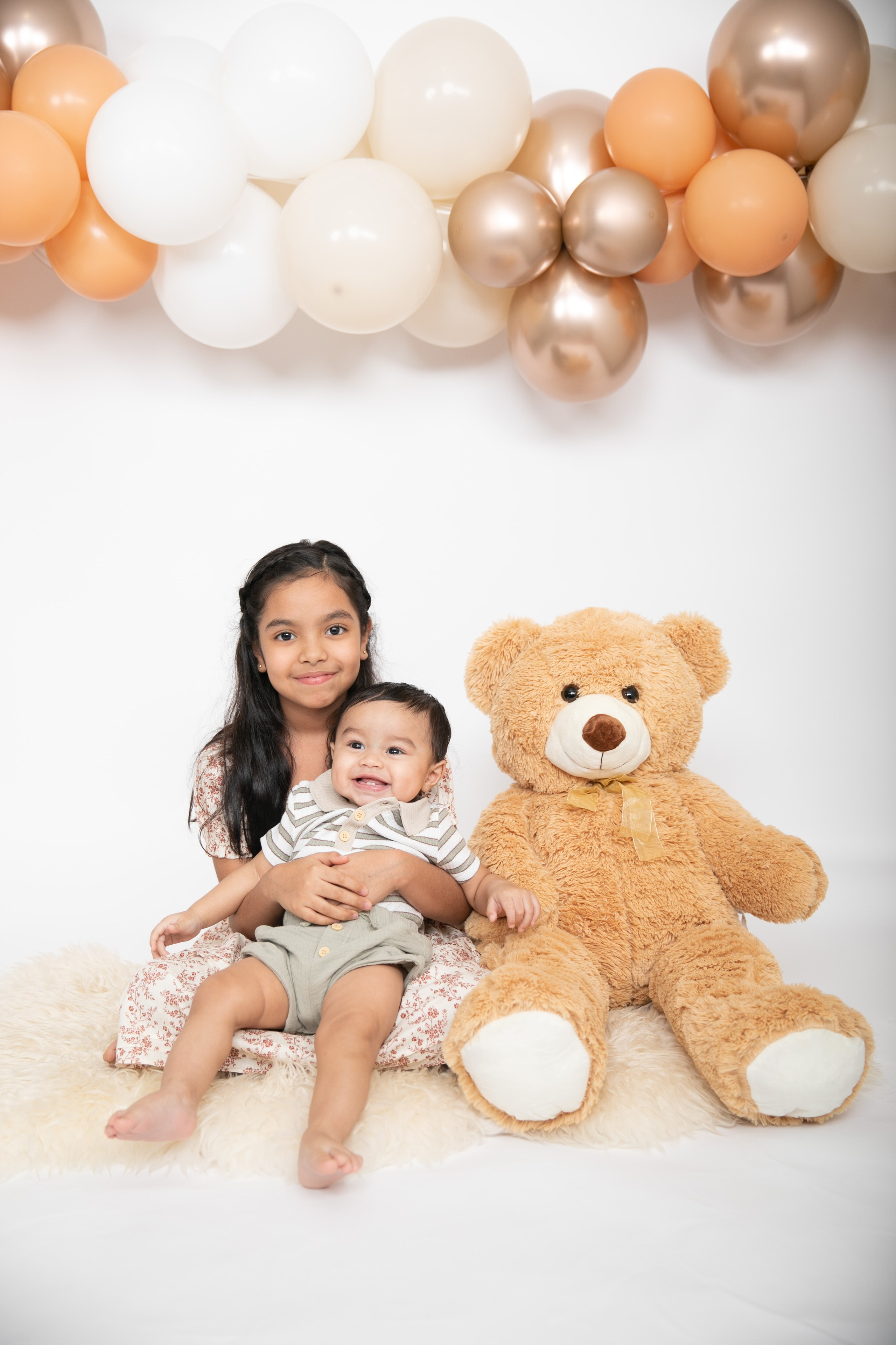 Cake Smash — 1st birthday. Ching Li Photography