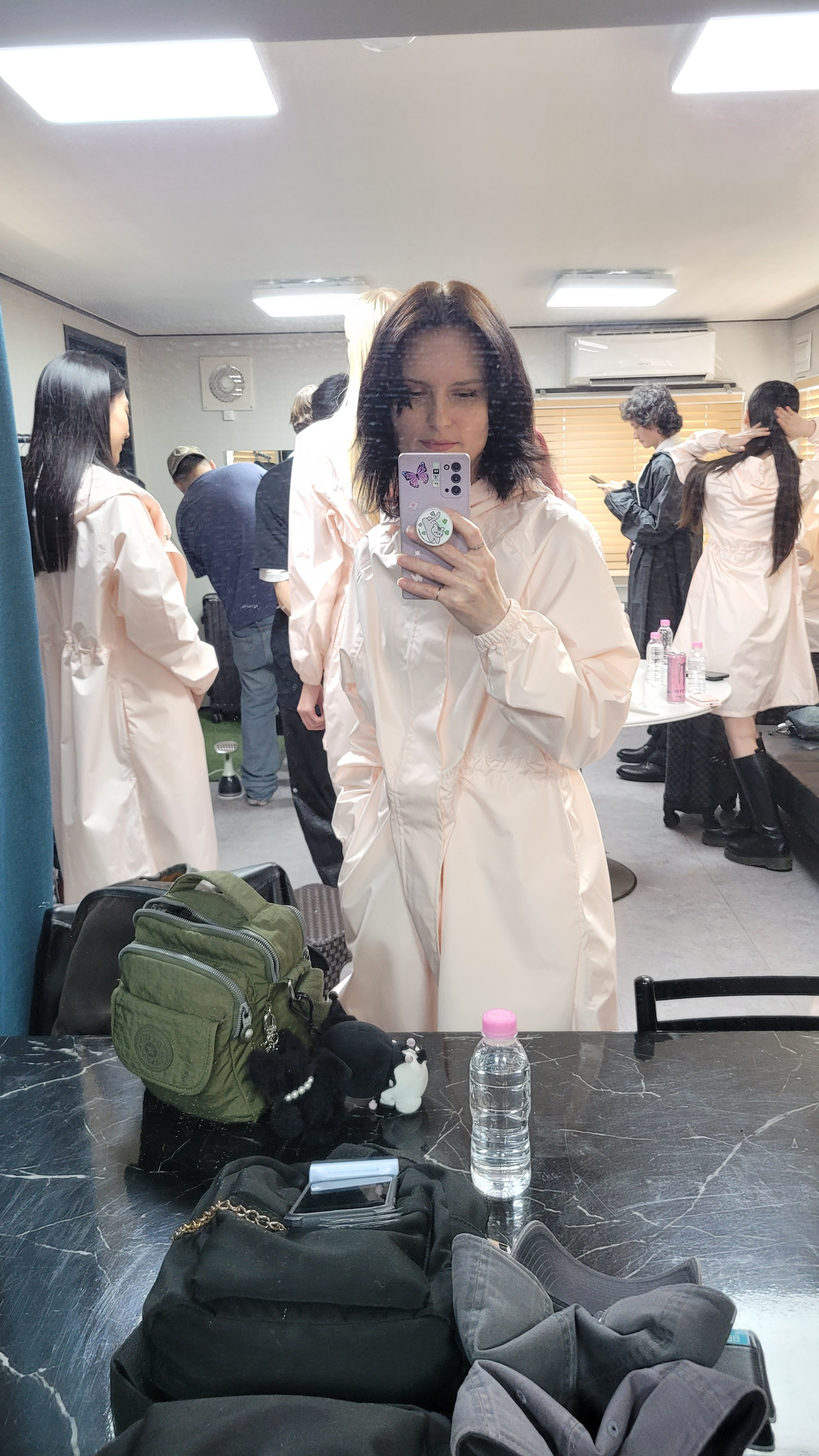 K-POP GIRL IDOL GROUP IFEYE “R U OK?” — extra, 18/06/2025. Фотограф в Сеуле, Южная Корея Наталья Доброквашина