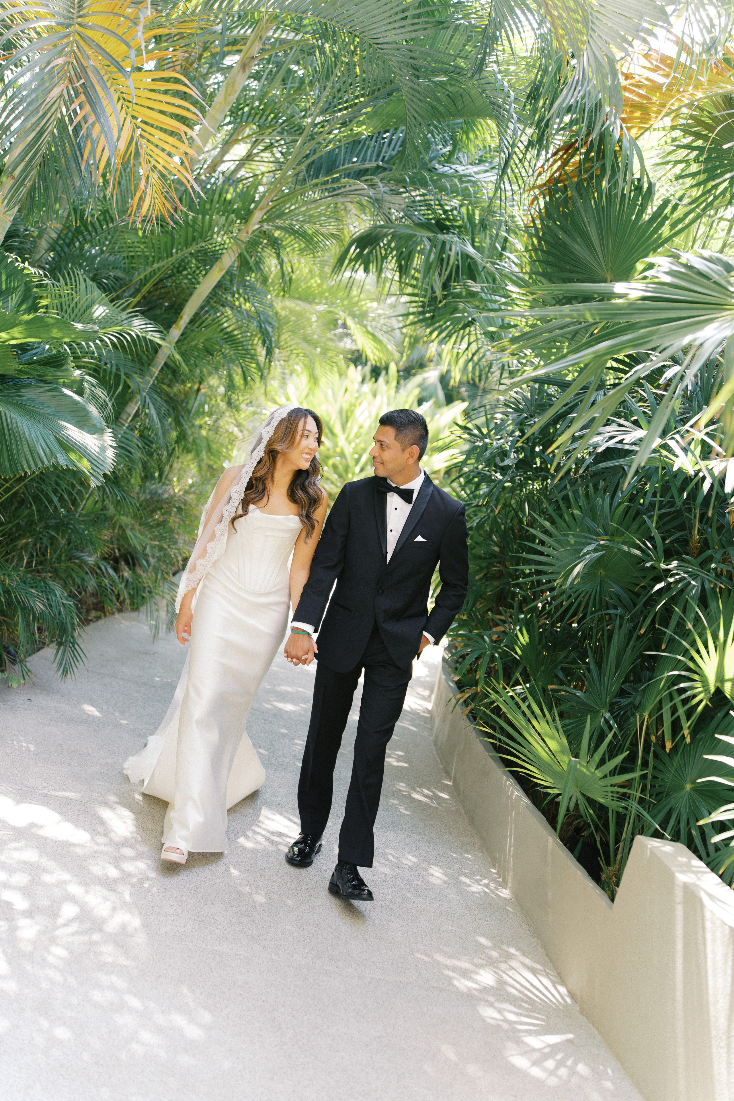 Tori & Keyur. Sayulita Wedding Photographer, Puerto Vallarta, Cabo