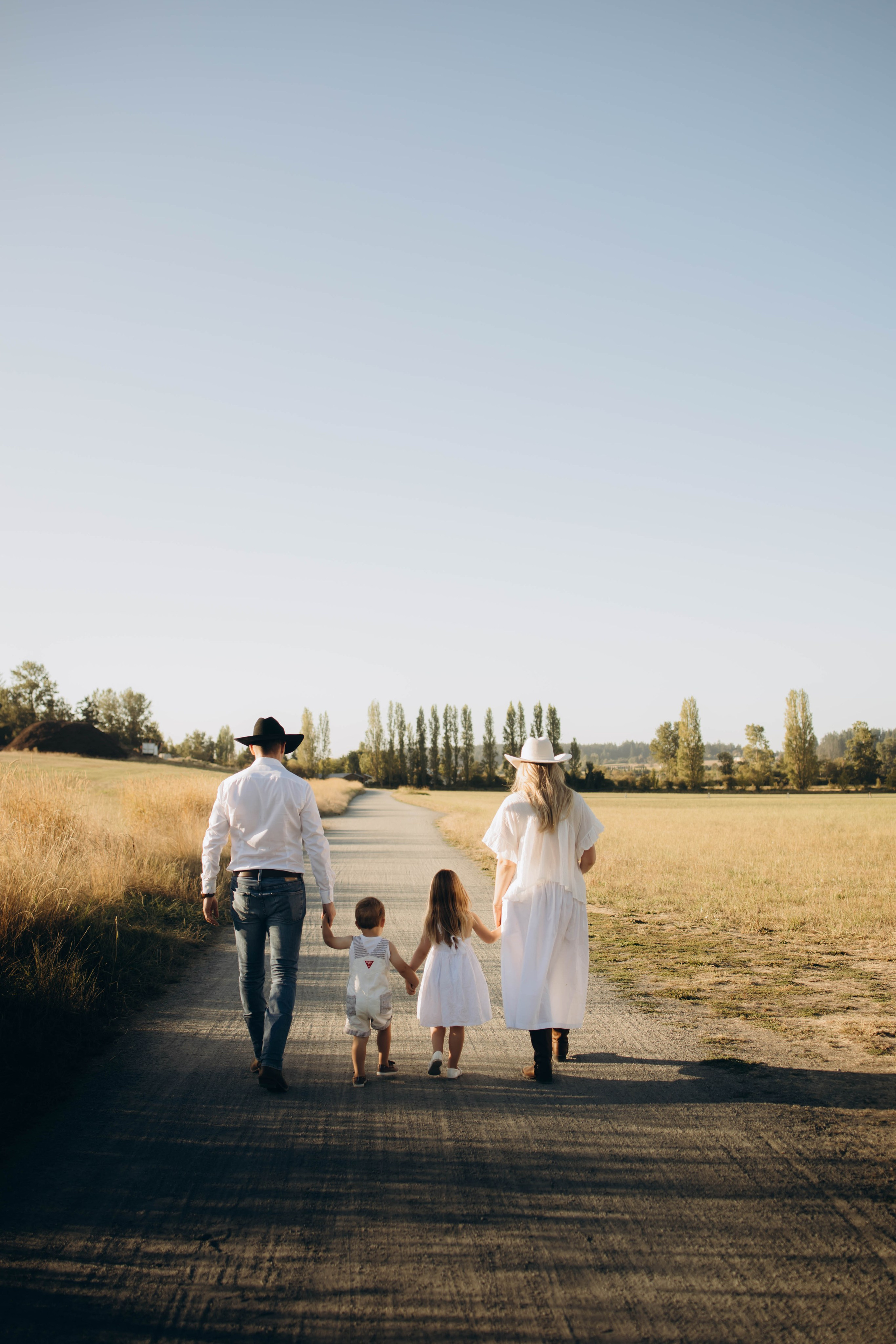 Family. Lifestyle photographer Vancouver Island