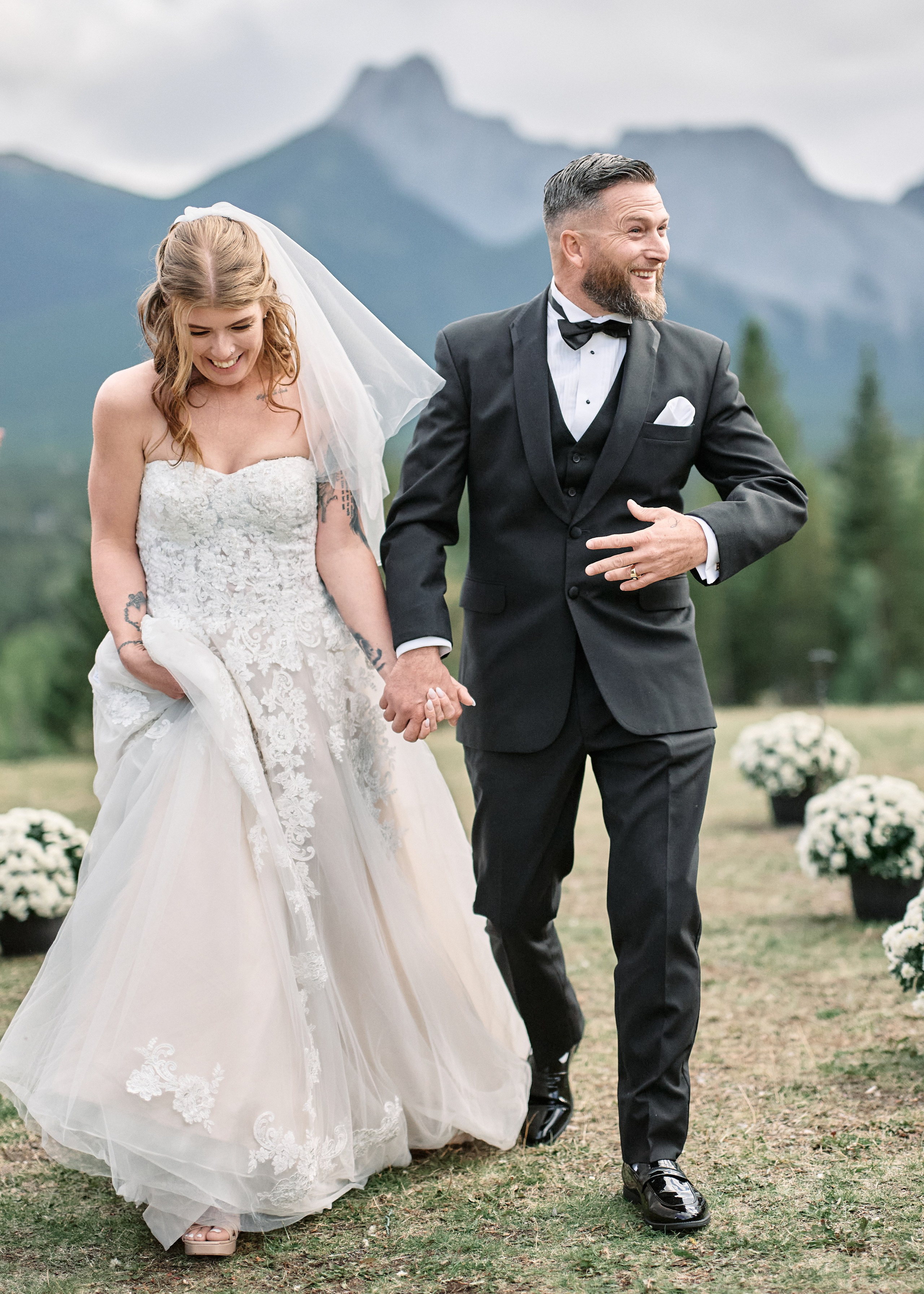 Wedding in Kananaskis Park. Wedding photography and videography team