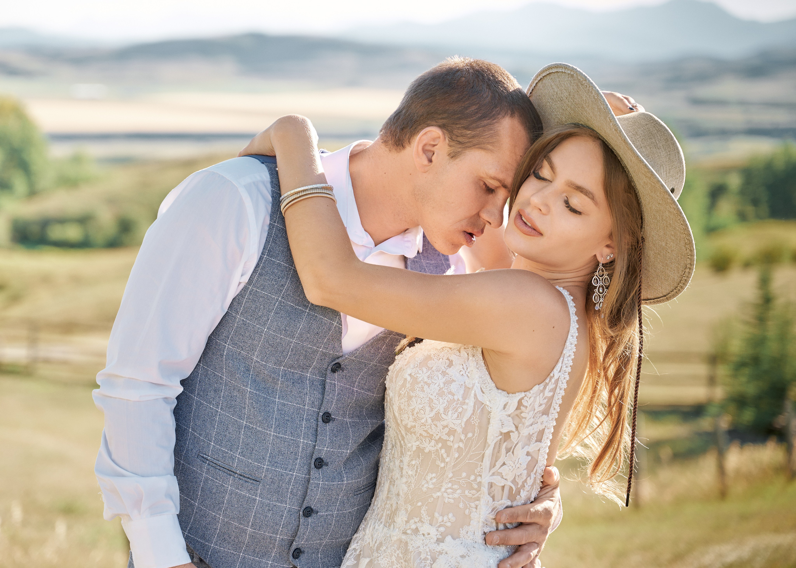 Gregory and Victoria’s western style wedding. Wedding photography and videography team
