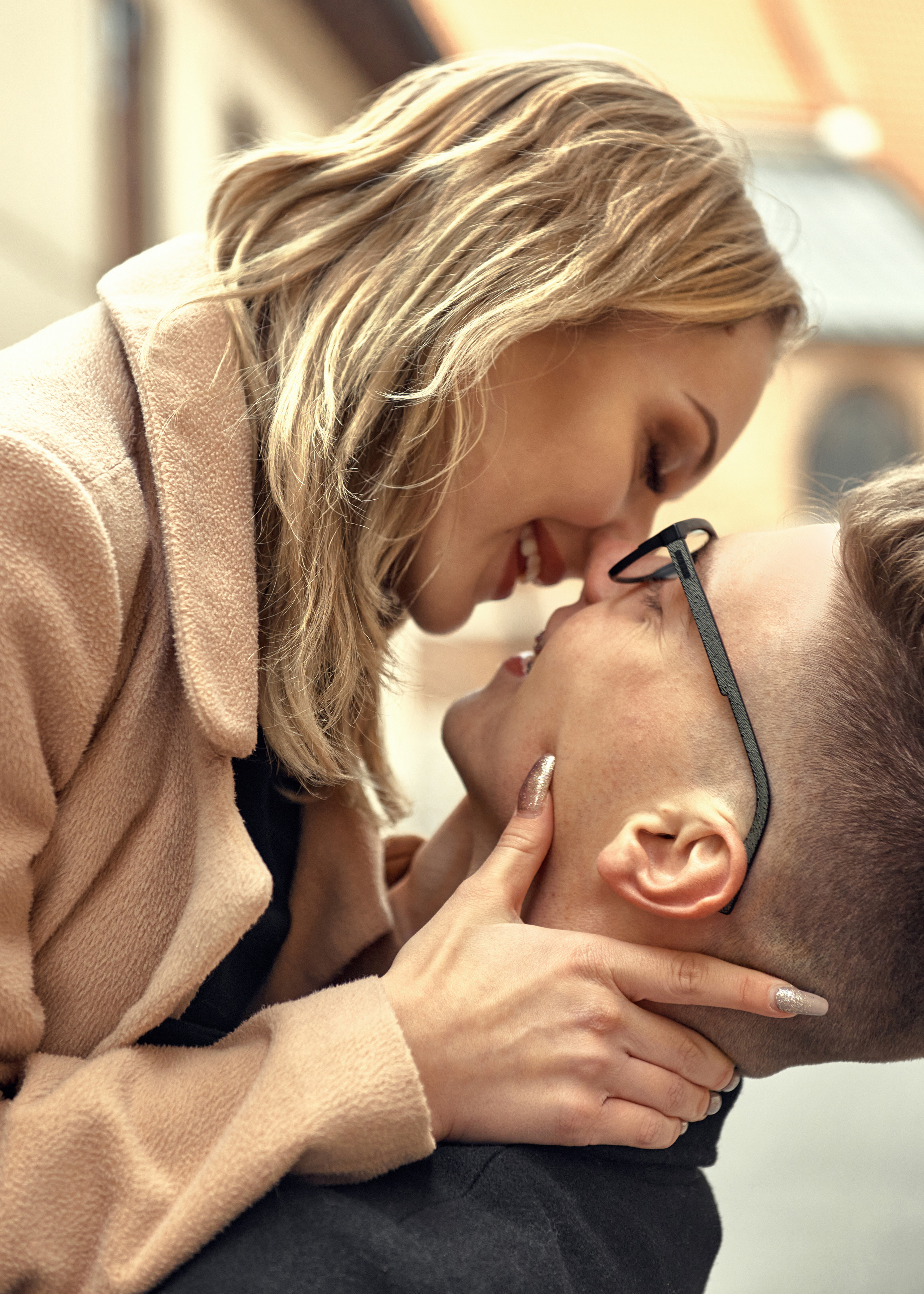 Fall romantic love story. Wedding photography and videography team