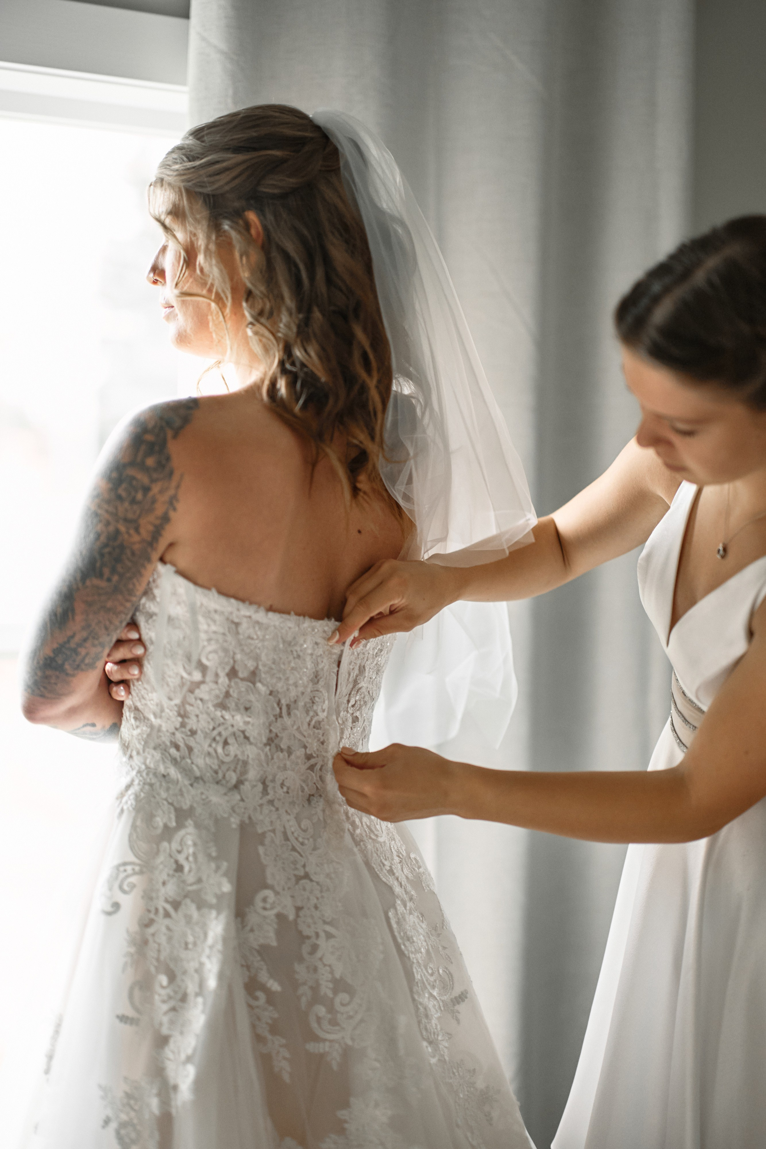 Wedding in Kananaskis Park. Wedding photography and videography team