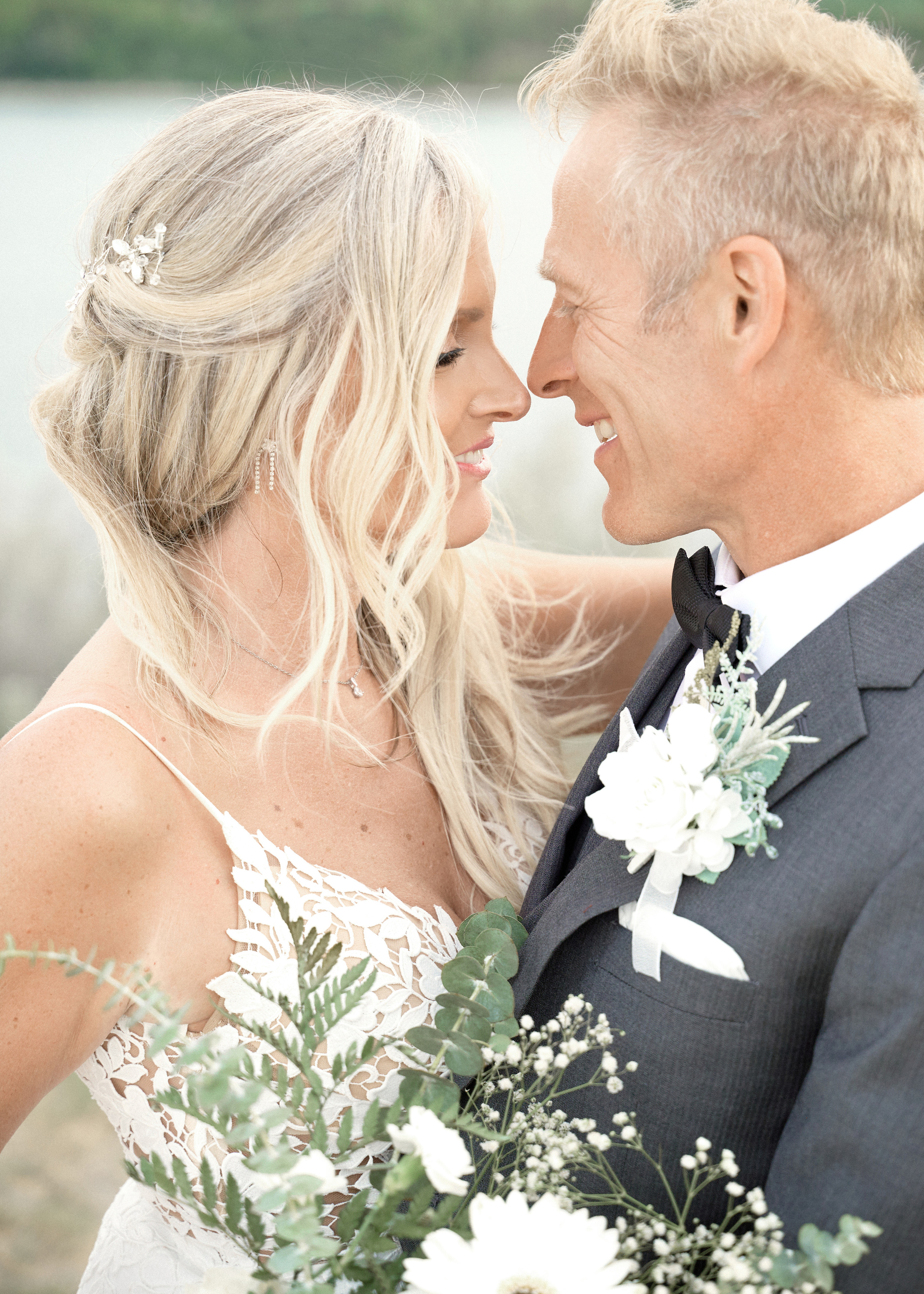Wedding in Calgary Heritage park. Wedding photography and videography team