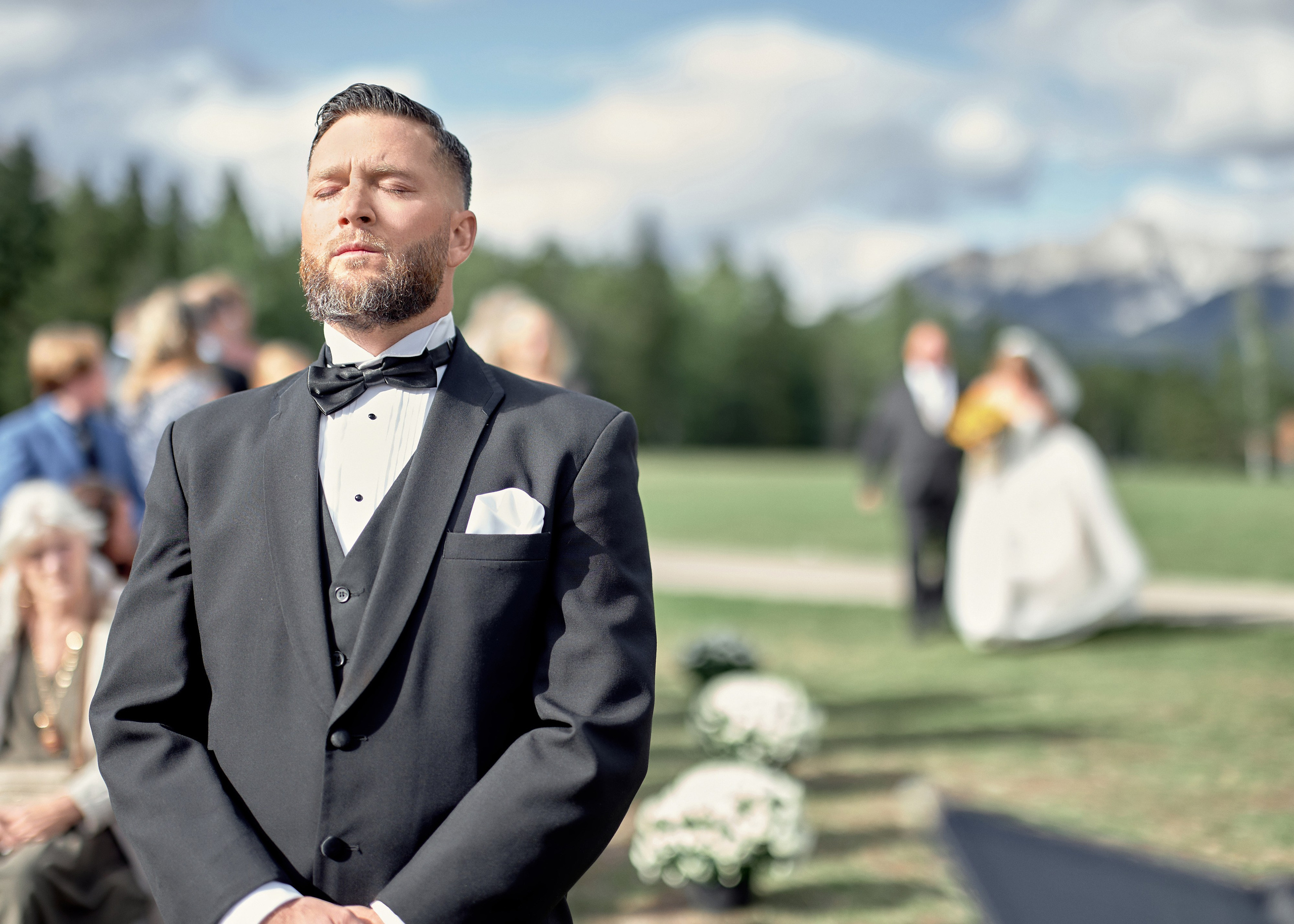Wedding in Kananaskis Park. Wedding photography and videography team