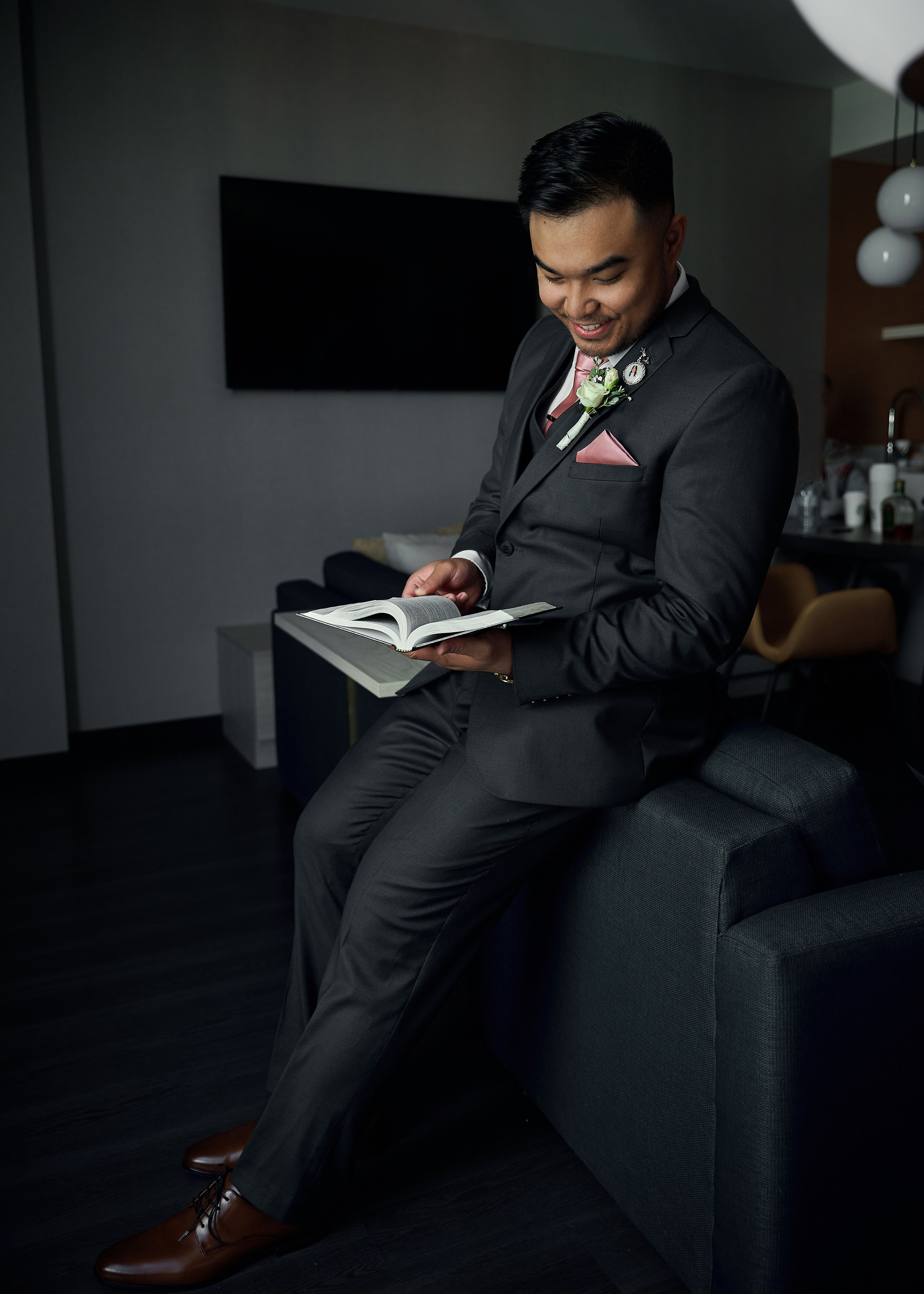Wedding in Calgary. Wedding photography and videography team