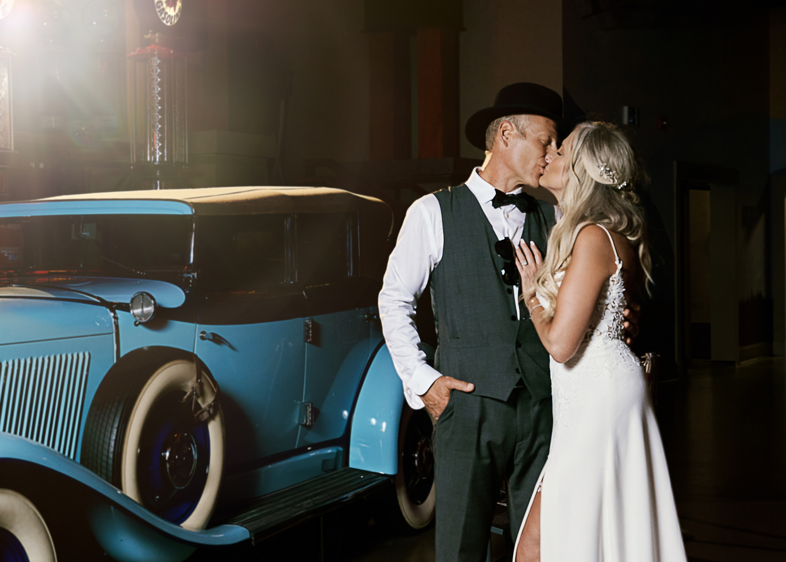 Wedding in Calgary Heritage park. Wedding photography and videography team