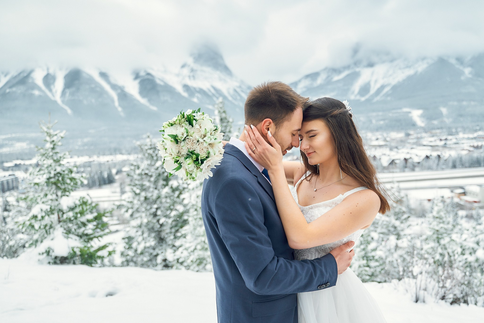 Lil sneak peek from Michael and Anna wedding. Wedding photography and videography team