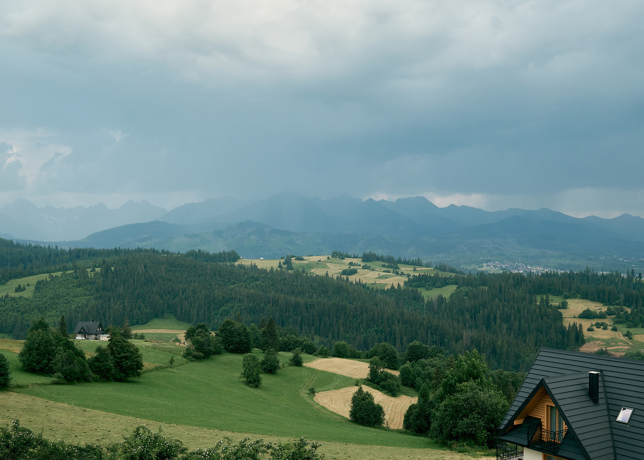 Wedding in mountains. Wedding photography and videography team