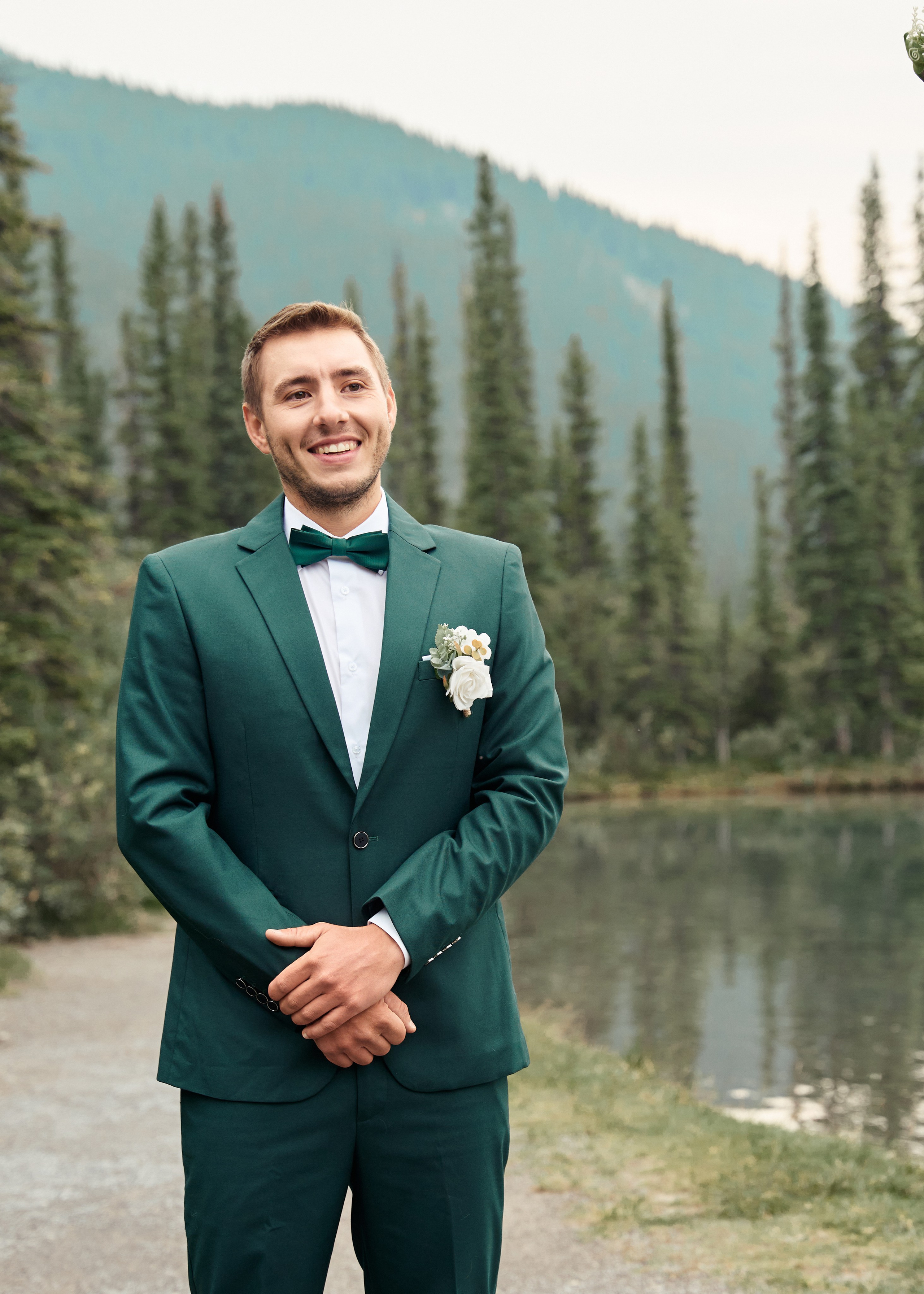 Wedding in Kananaskis Park. Wedding photography and videography team