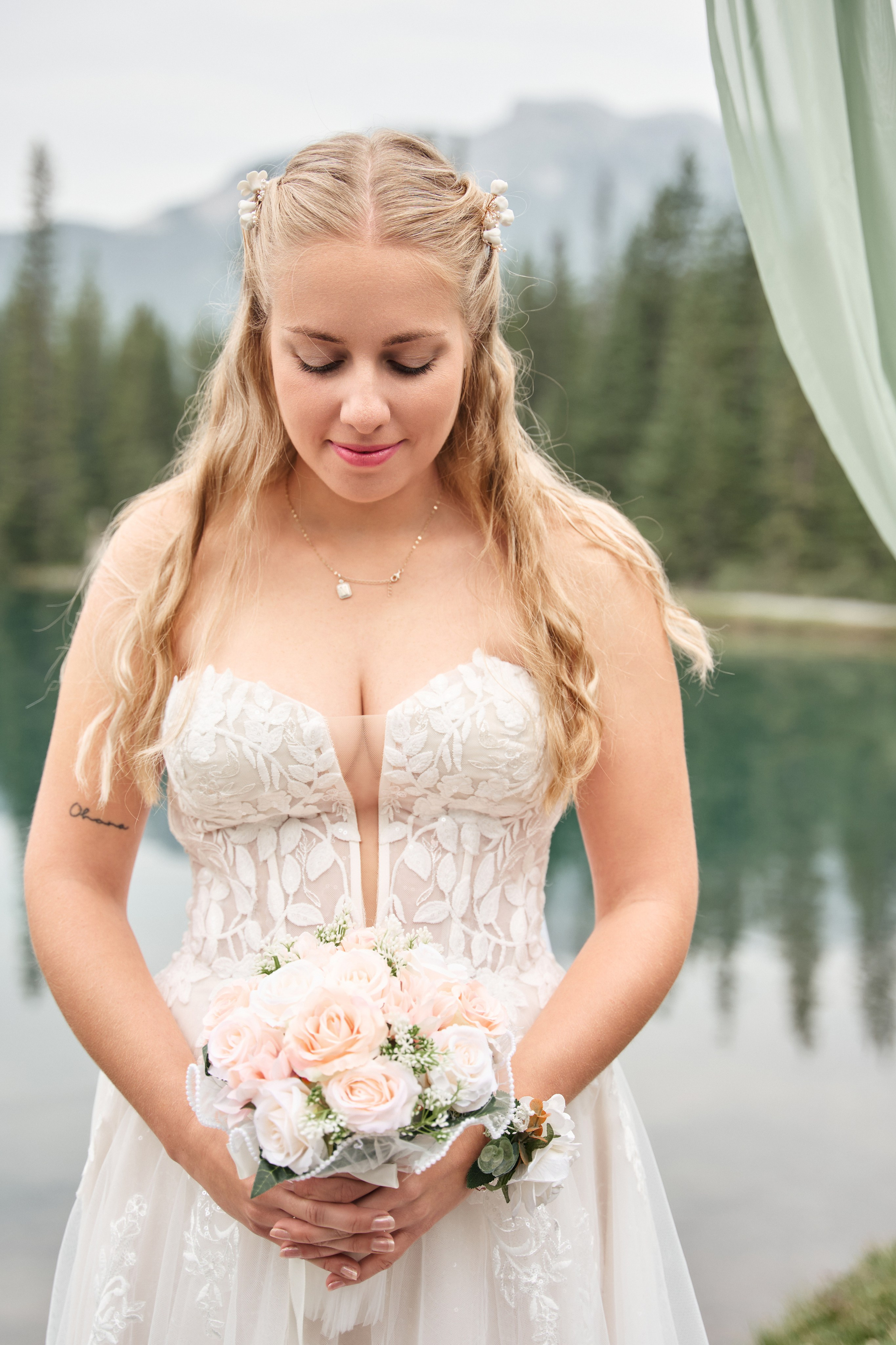 Wedding in Kananaskis Park. Wedding photography and videography team
