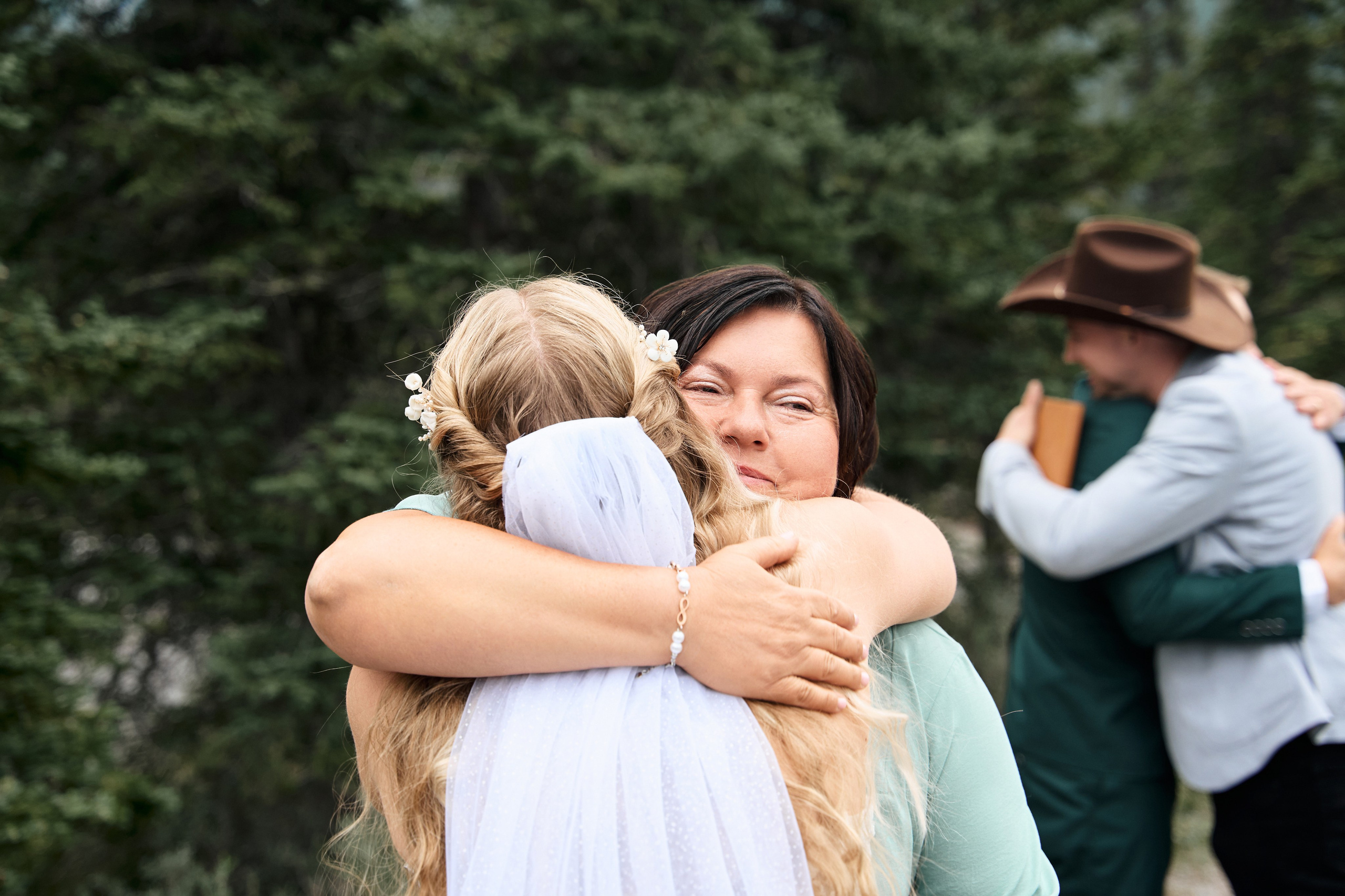 Wedding in Kananaskis Park. Wedding photography and videography team