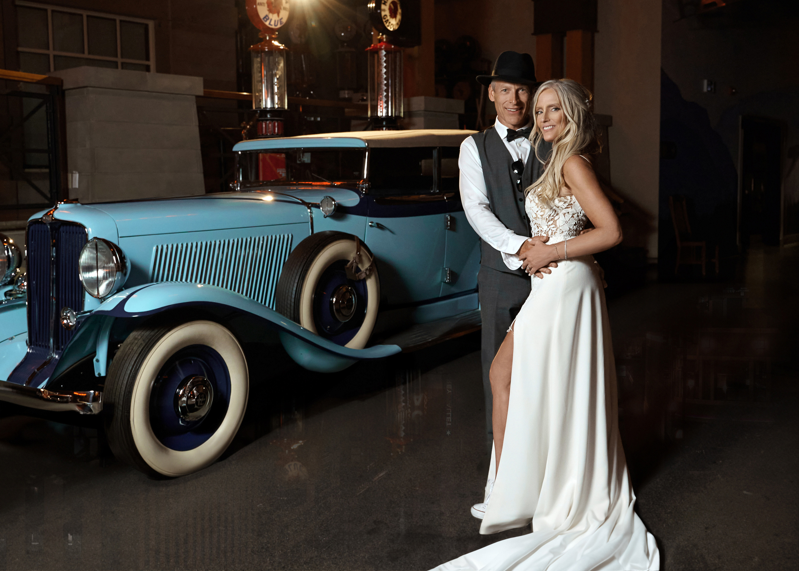 Wedding in Calgary Heritage park. Wedding photography and videography team