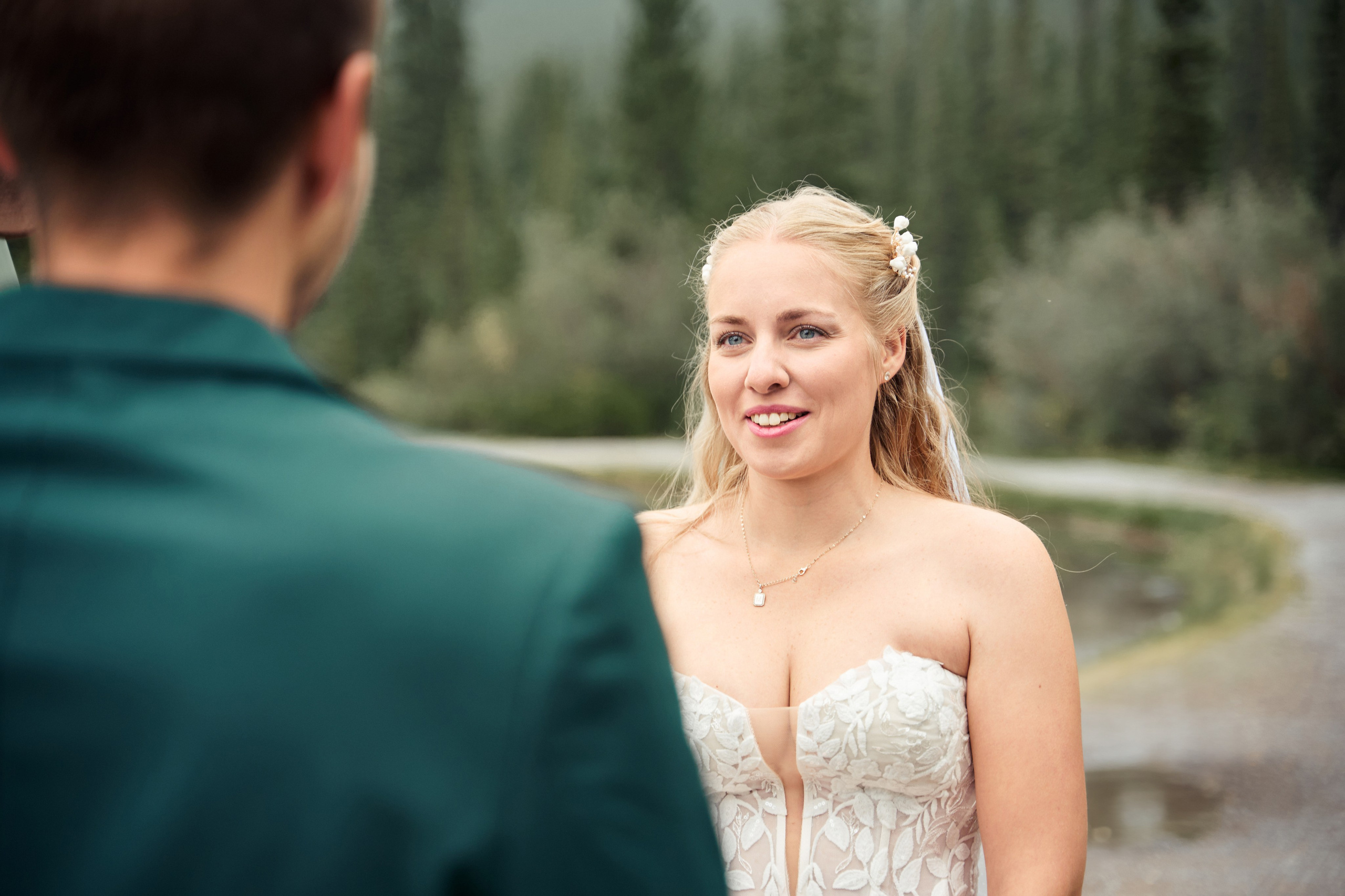 Wedding in Kananaskis Park. Wedding photography and videography team