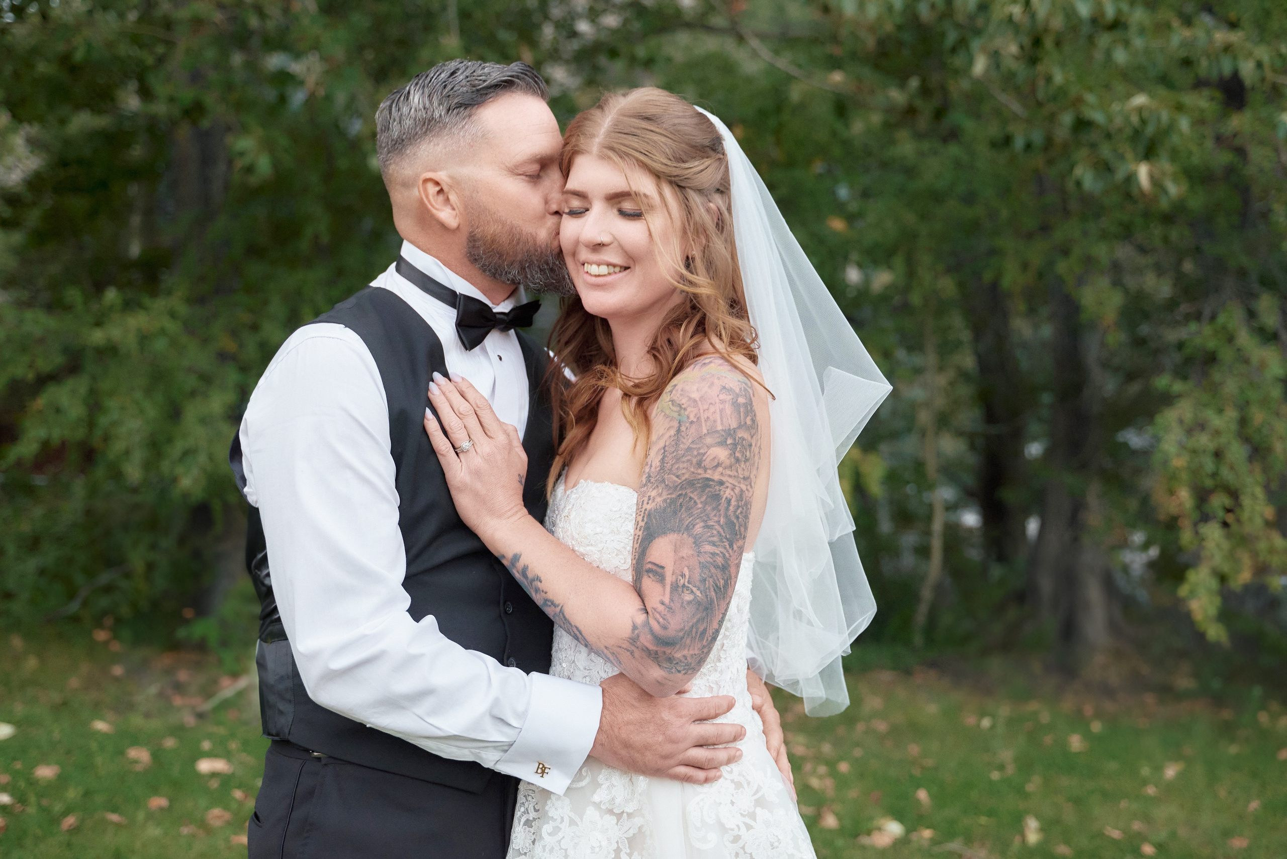 Wedding in Kananaskis Park. Wedding photography and videography team