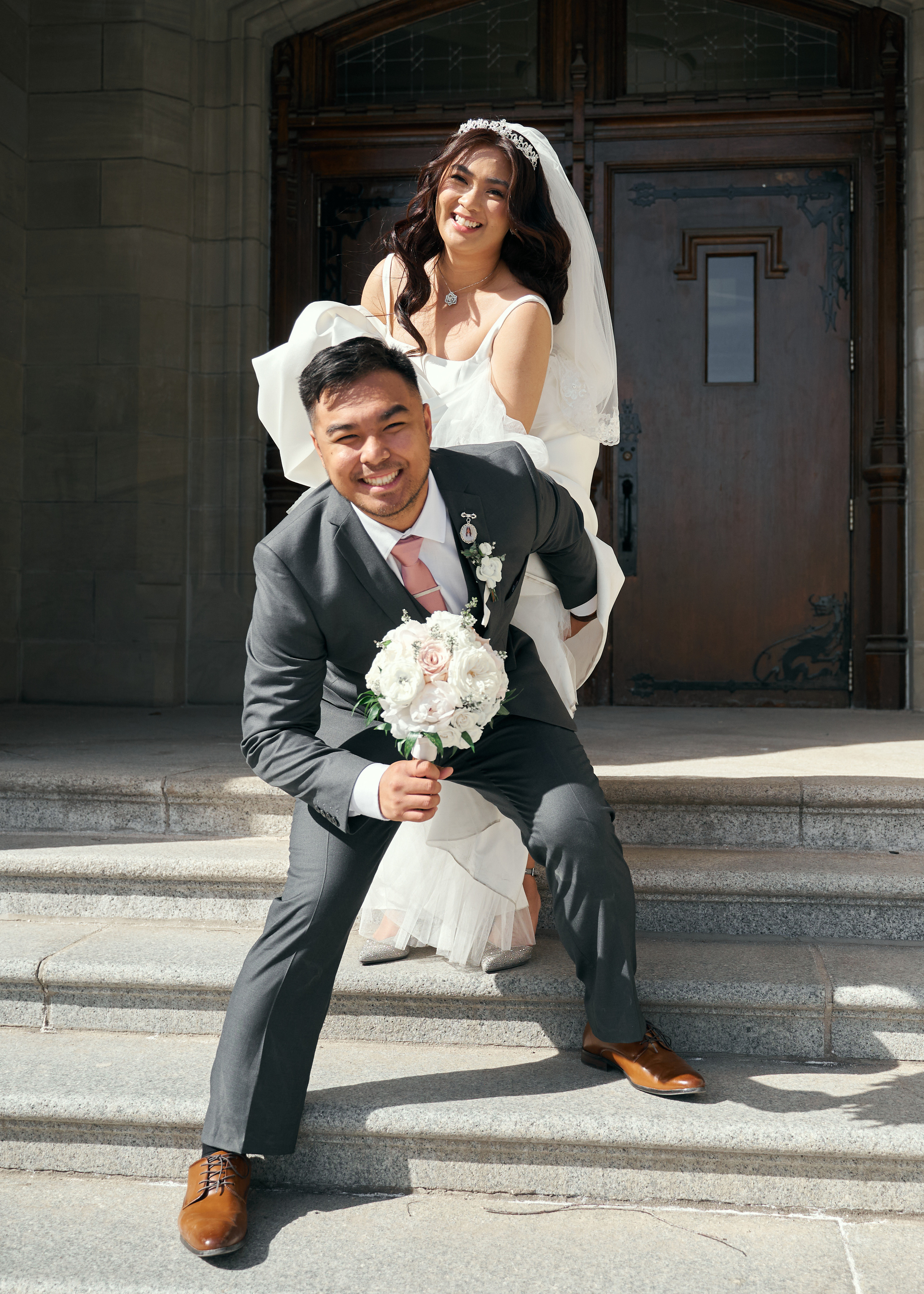 Wedding in Calgary. Wedding photography and videography team