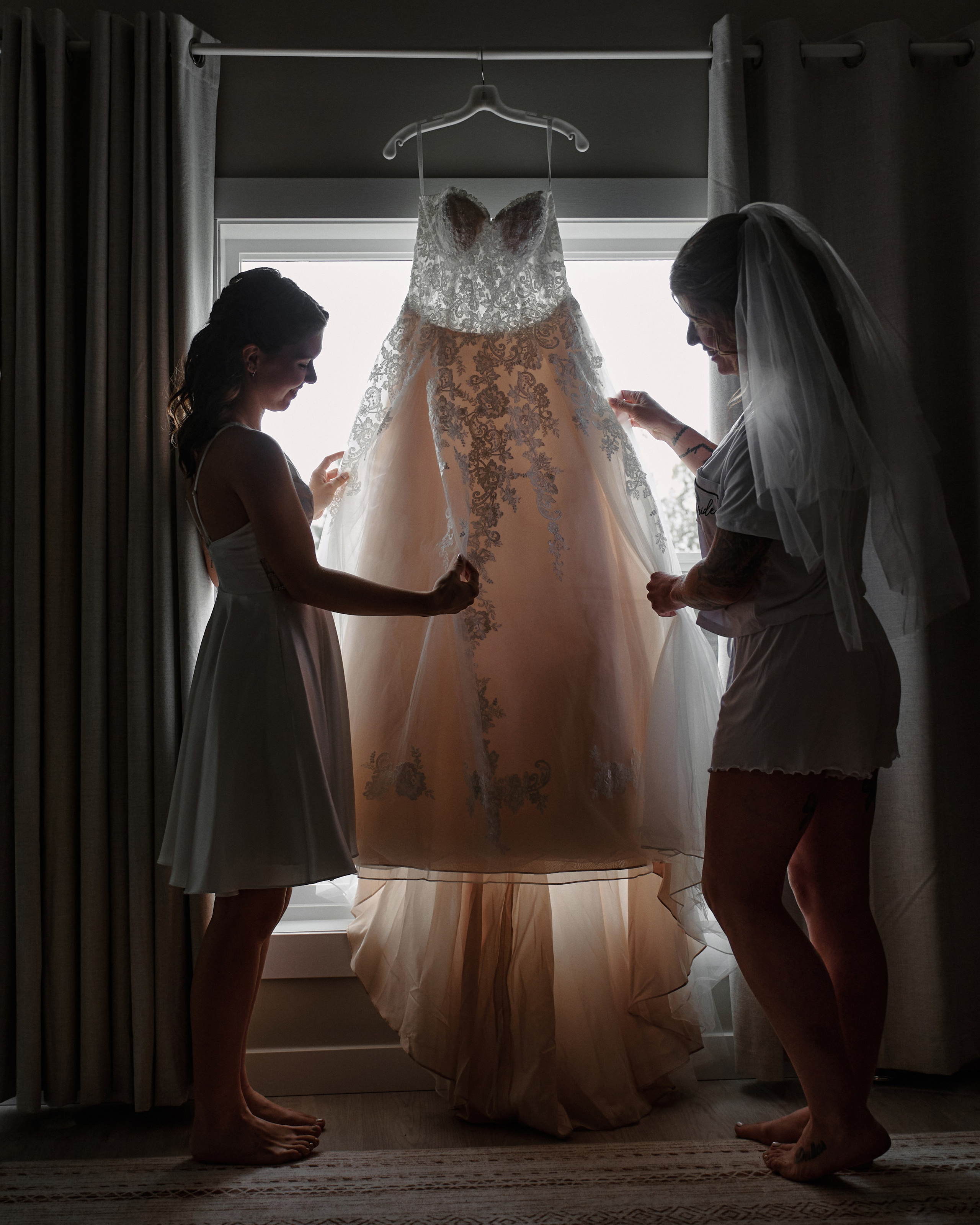 Wedding in Kananaskis Park. Wedding photography and videography team