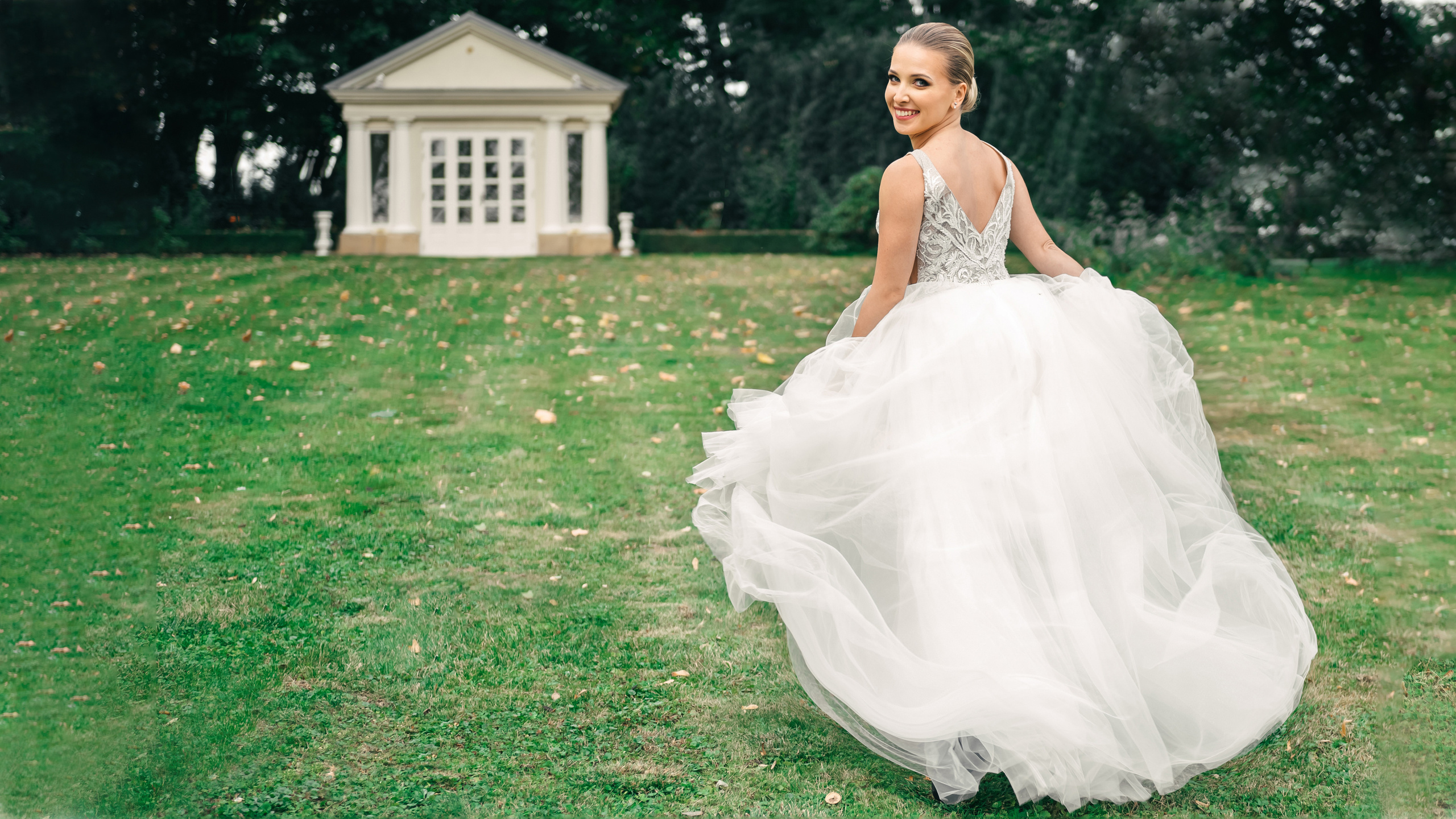 Weddings. Wedding photography and videography team