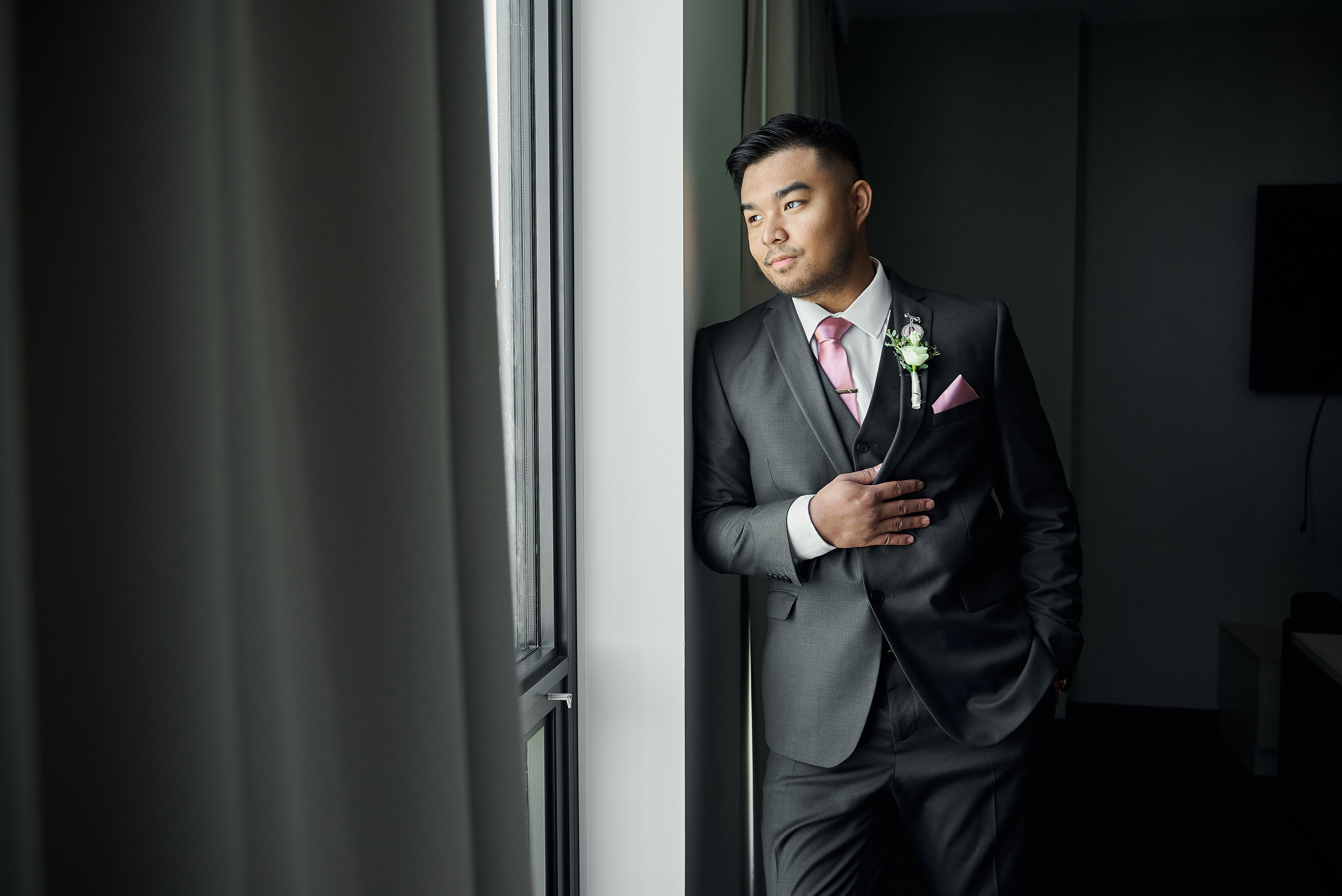 Wedding in Calgary. Wedding photography and videography team