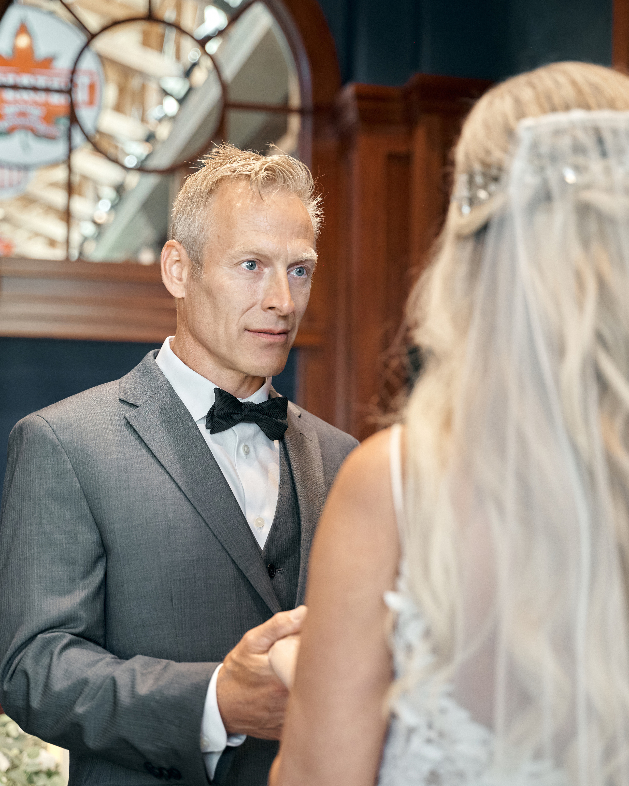 Wedding in Calgary Heritage park. Wedding photography and videography team