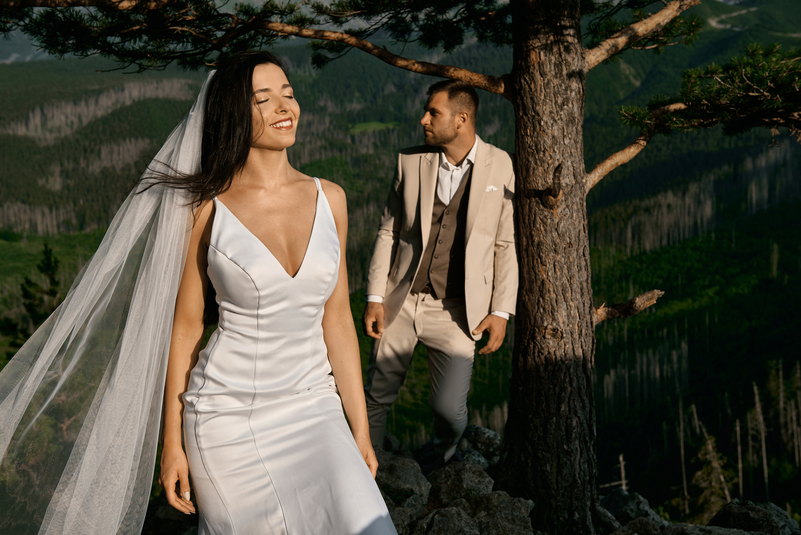 Weddings. Wedding photography and videography team
