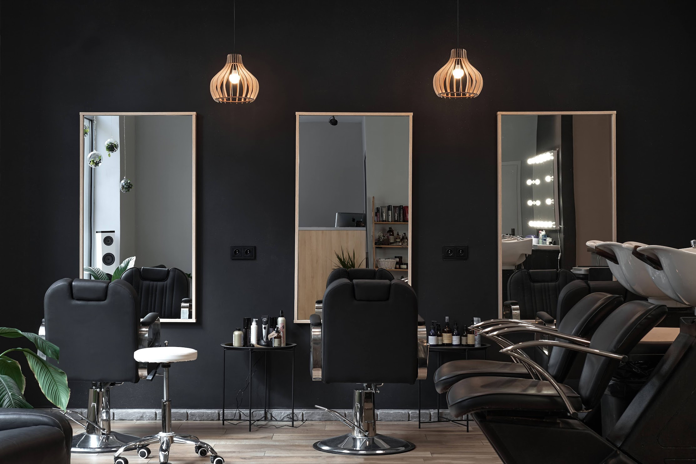 Photoshoot for a beauty salon. Wedding photography and videography team