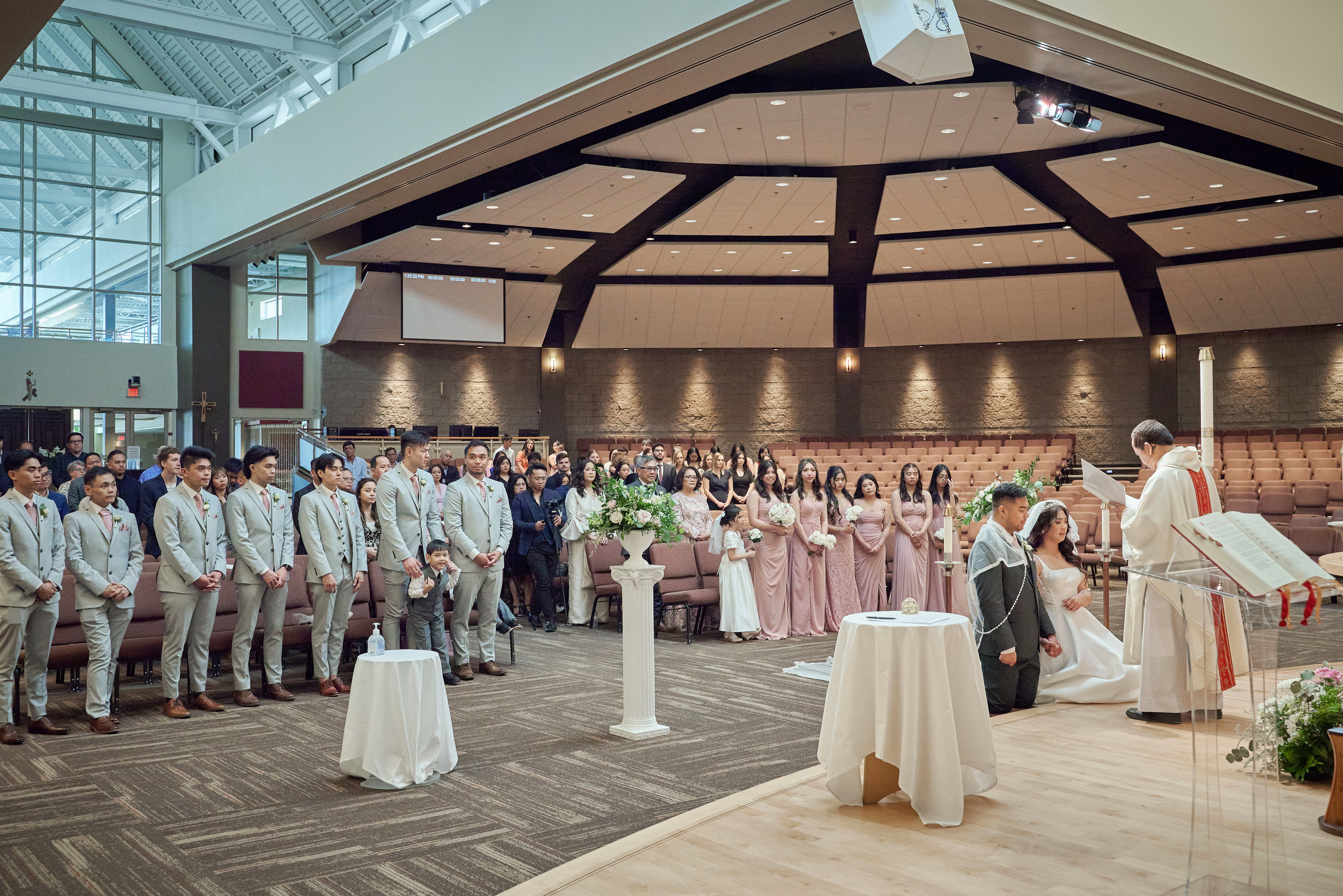 Wedding in Calgary. Wedding photography and videography team