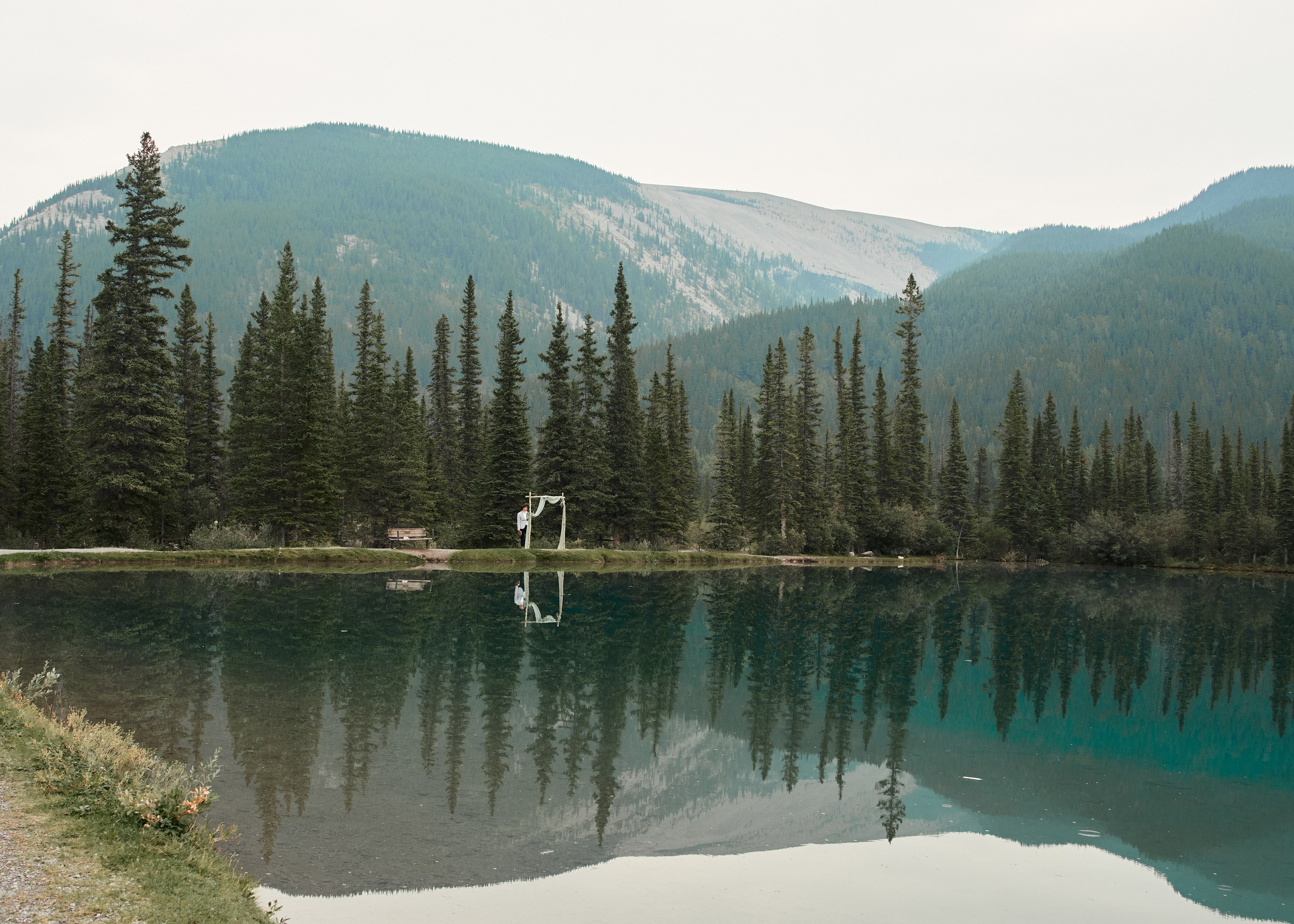 Wedding in Kananaskis Park. Wedding photography and videography team