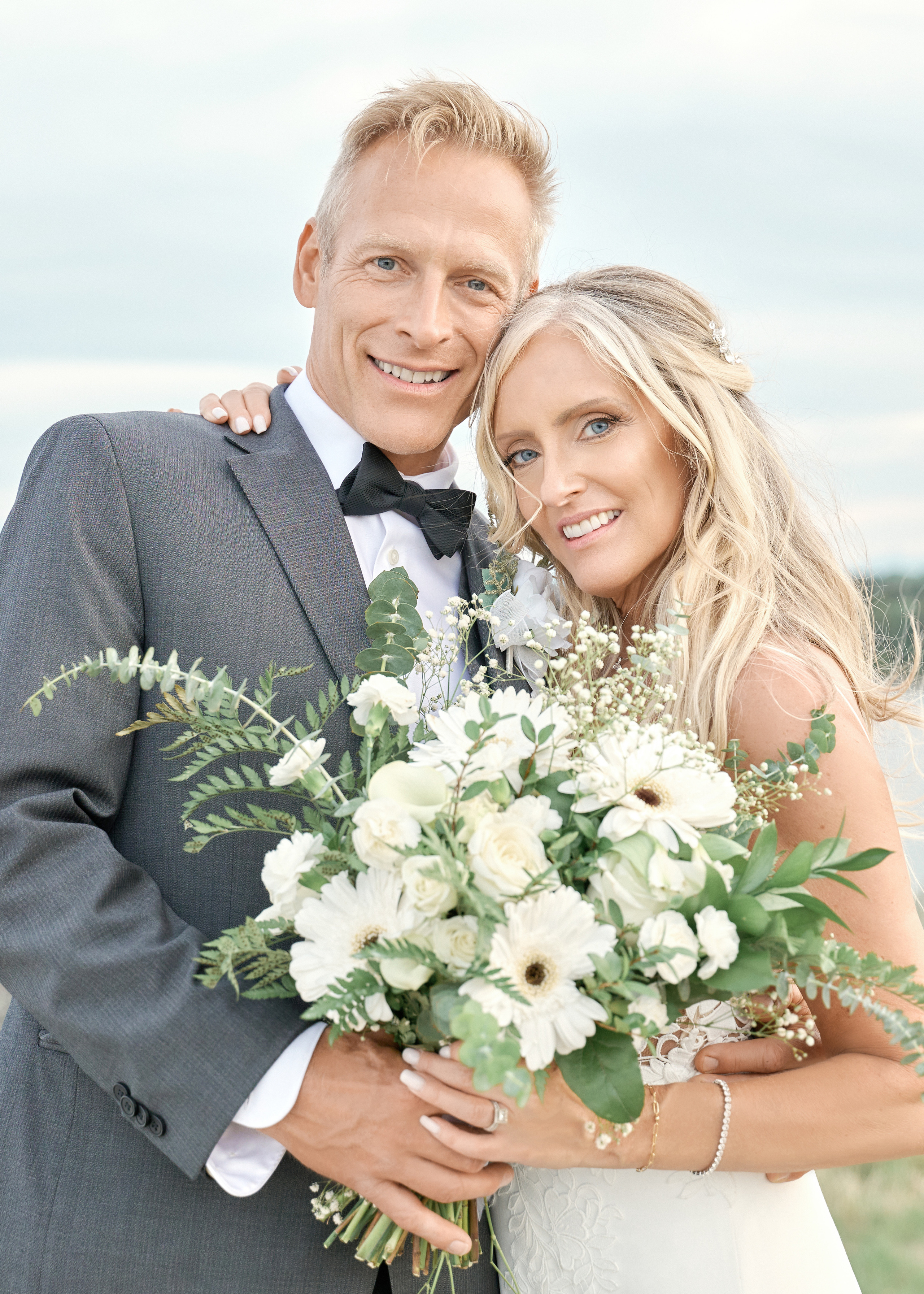 Wedding in Calgary Heritage park. Wedding photography and videography team