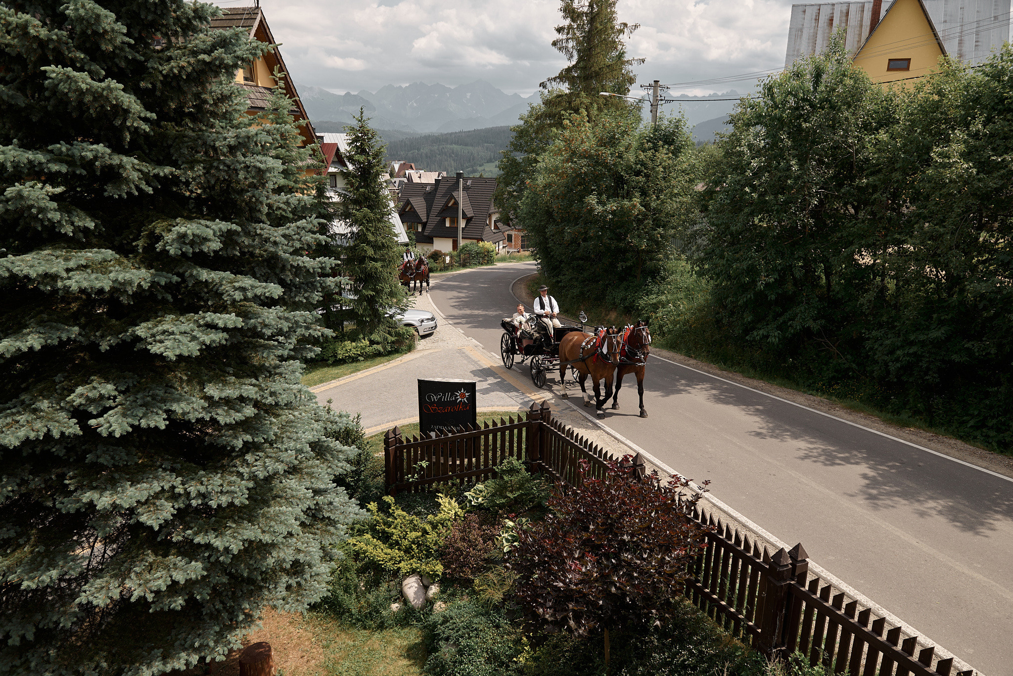 Wedding in mountains. Wedding photography and videography team