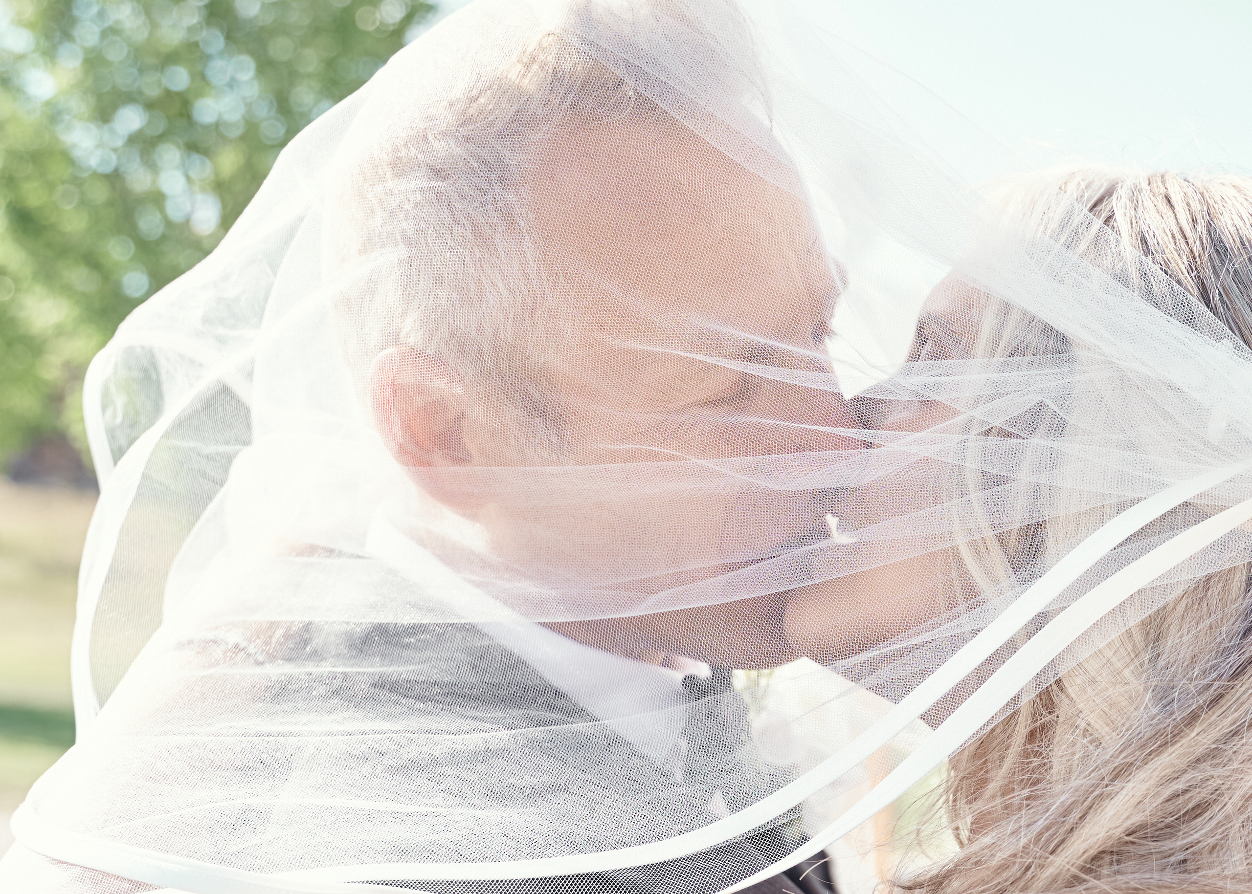 Wedding in Calgary Heritage park. Wedding photography and videography team