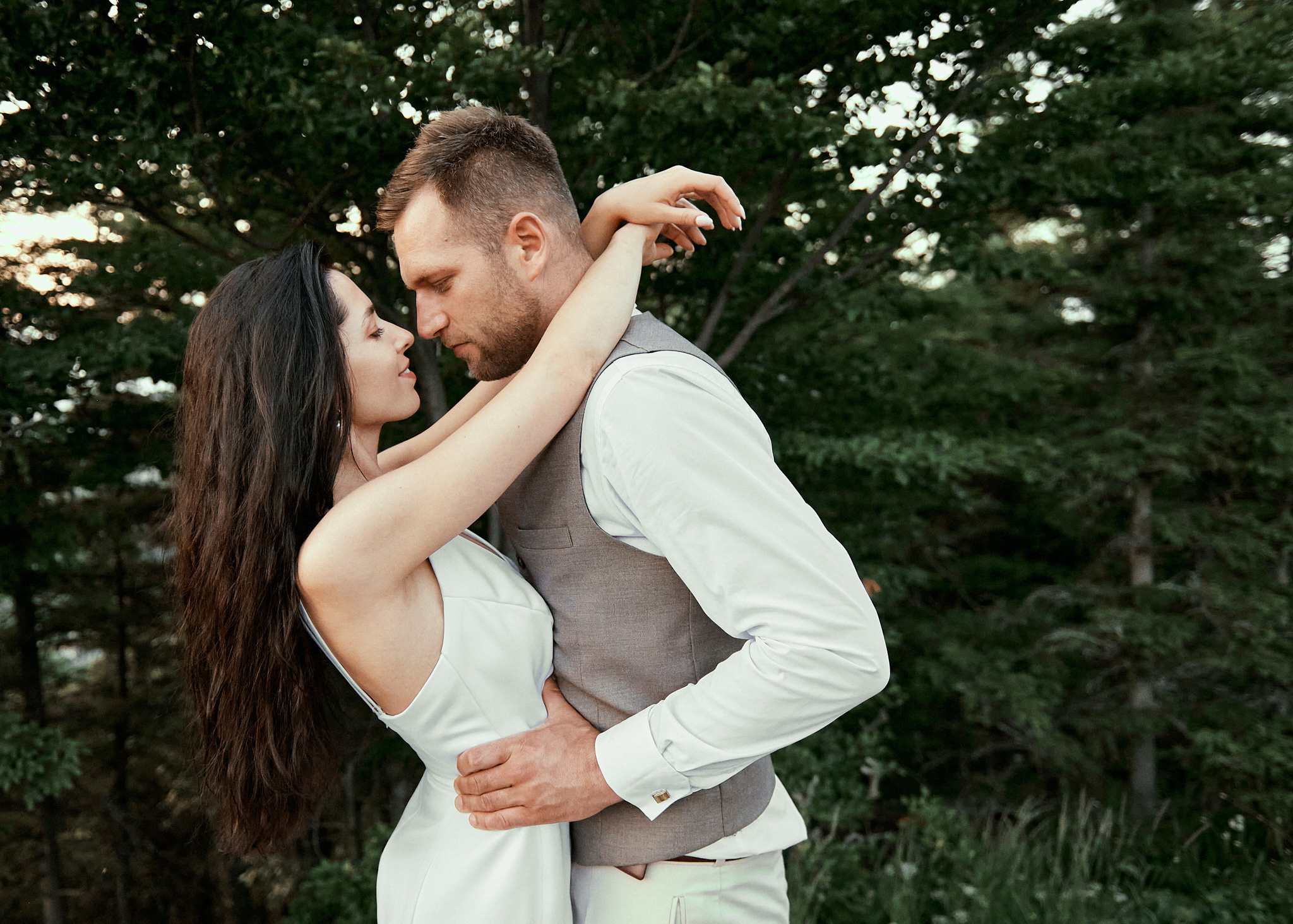 Wedding in mountains. Wedding photography and videography team