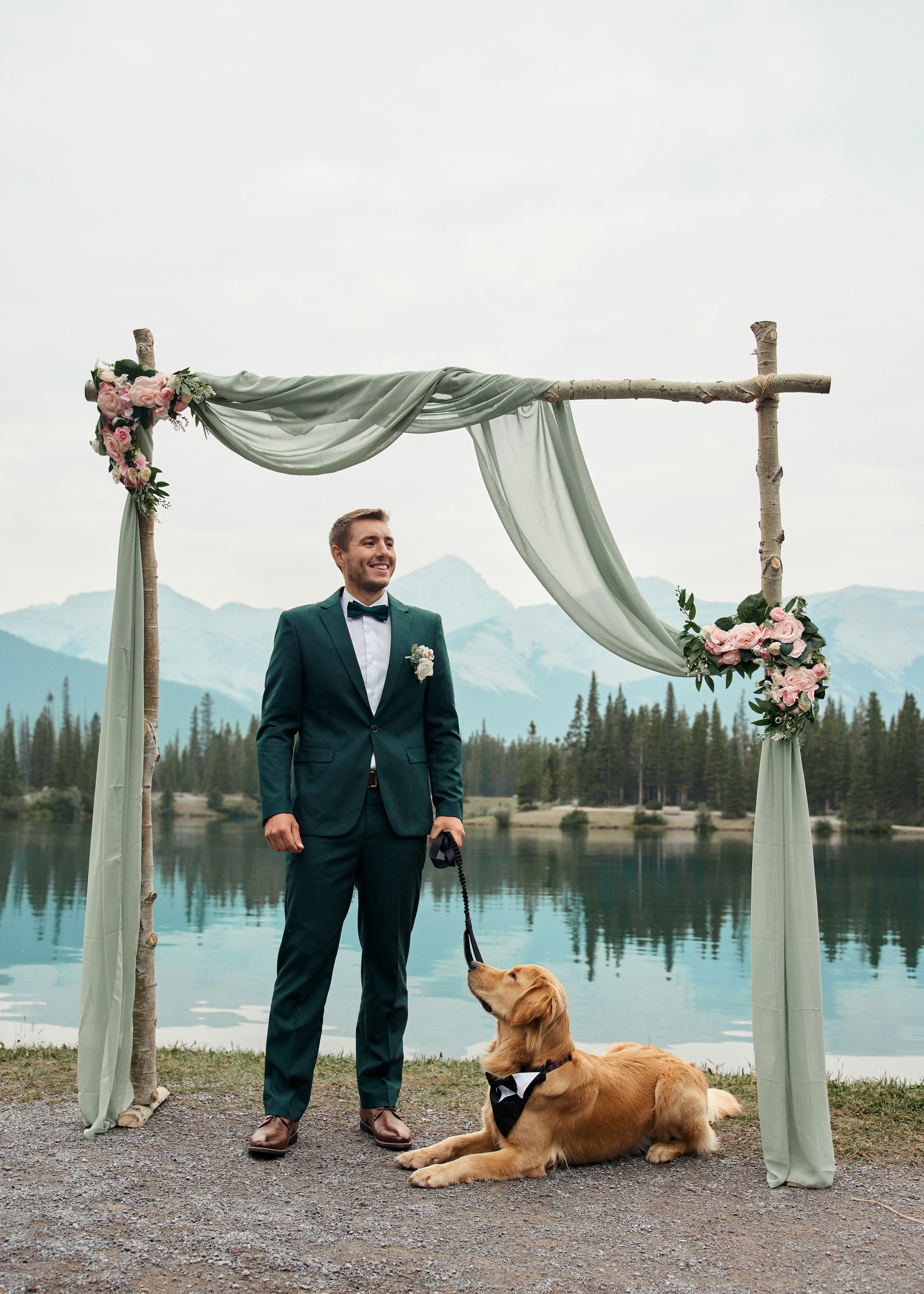 Wedding in Kananaskis Park. Wedding photography and videography team