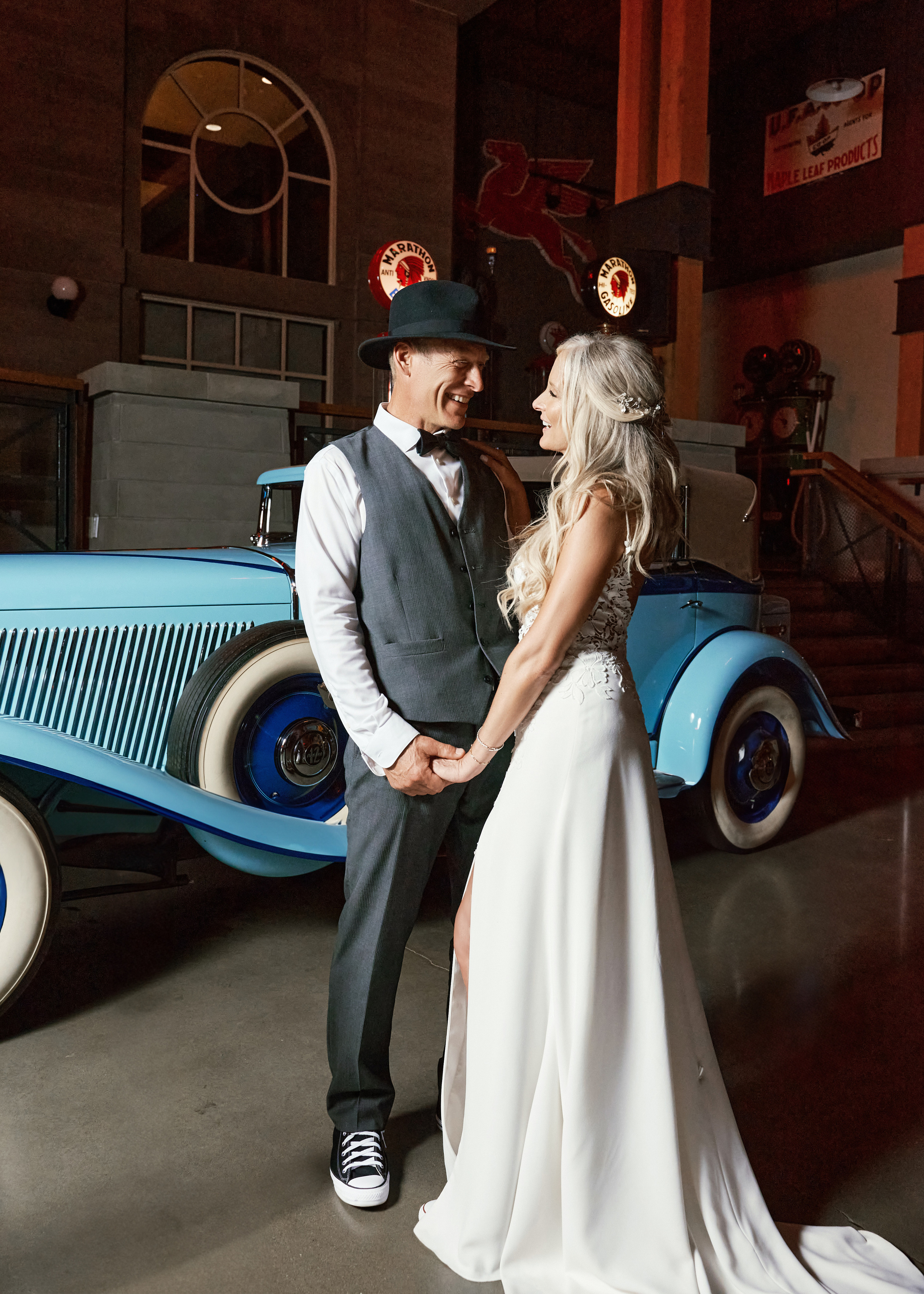 Wedding in Calgary Heritage park. Wedding photography and videography team