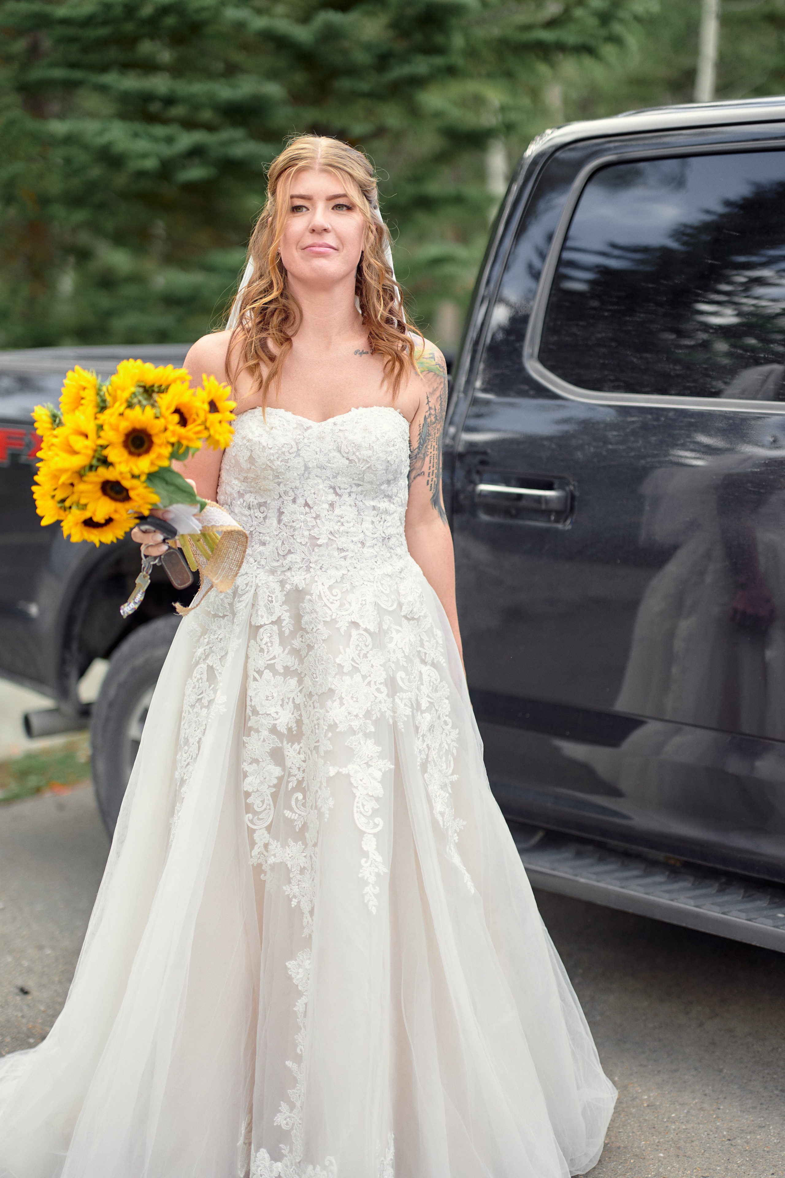 Wedding in Kananaskis Park. Wedding photography and videography team