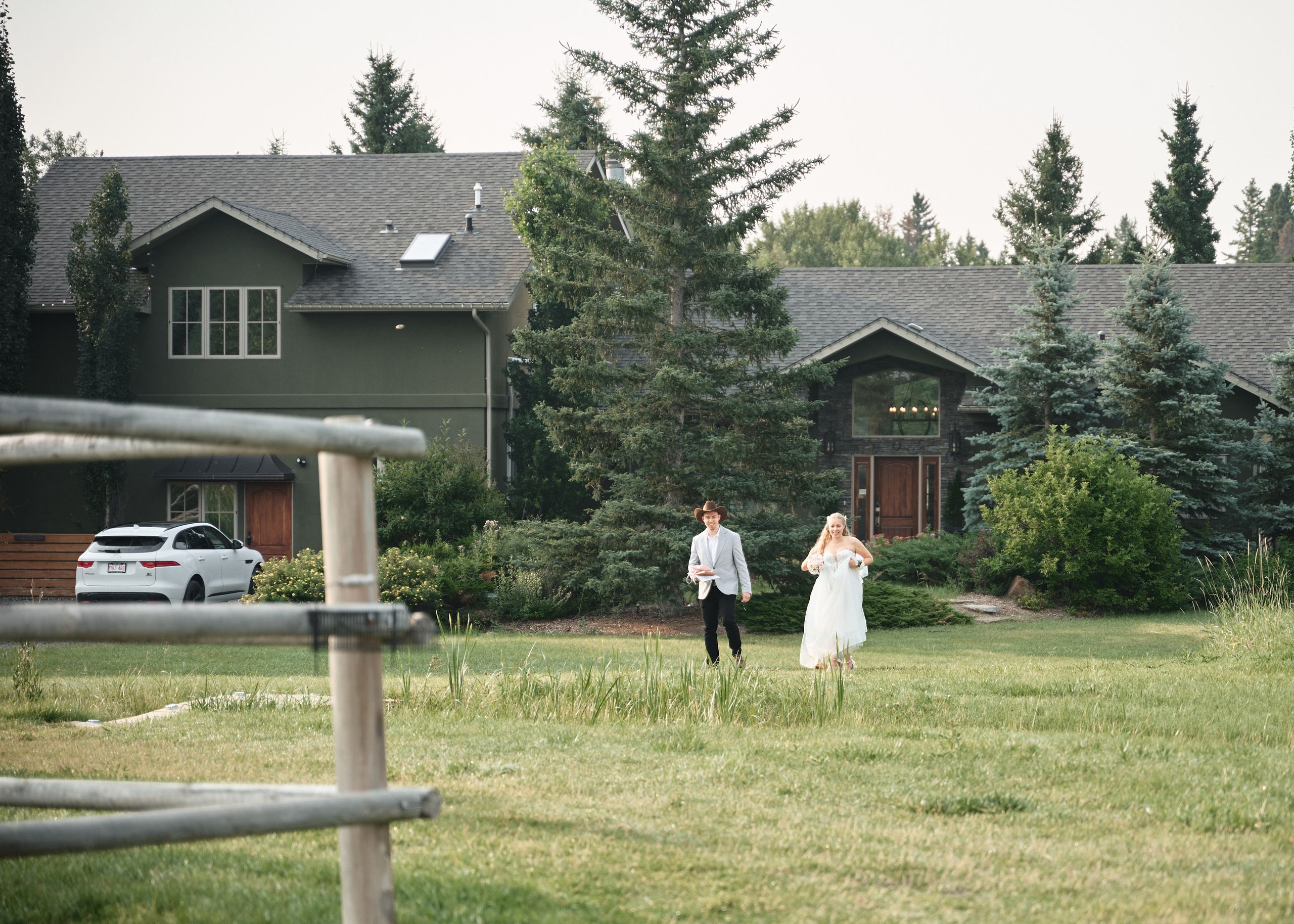 Wedding in Kananaskis Park. Wedding photography and videography team