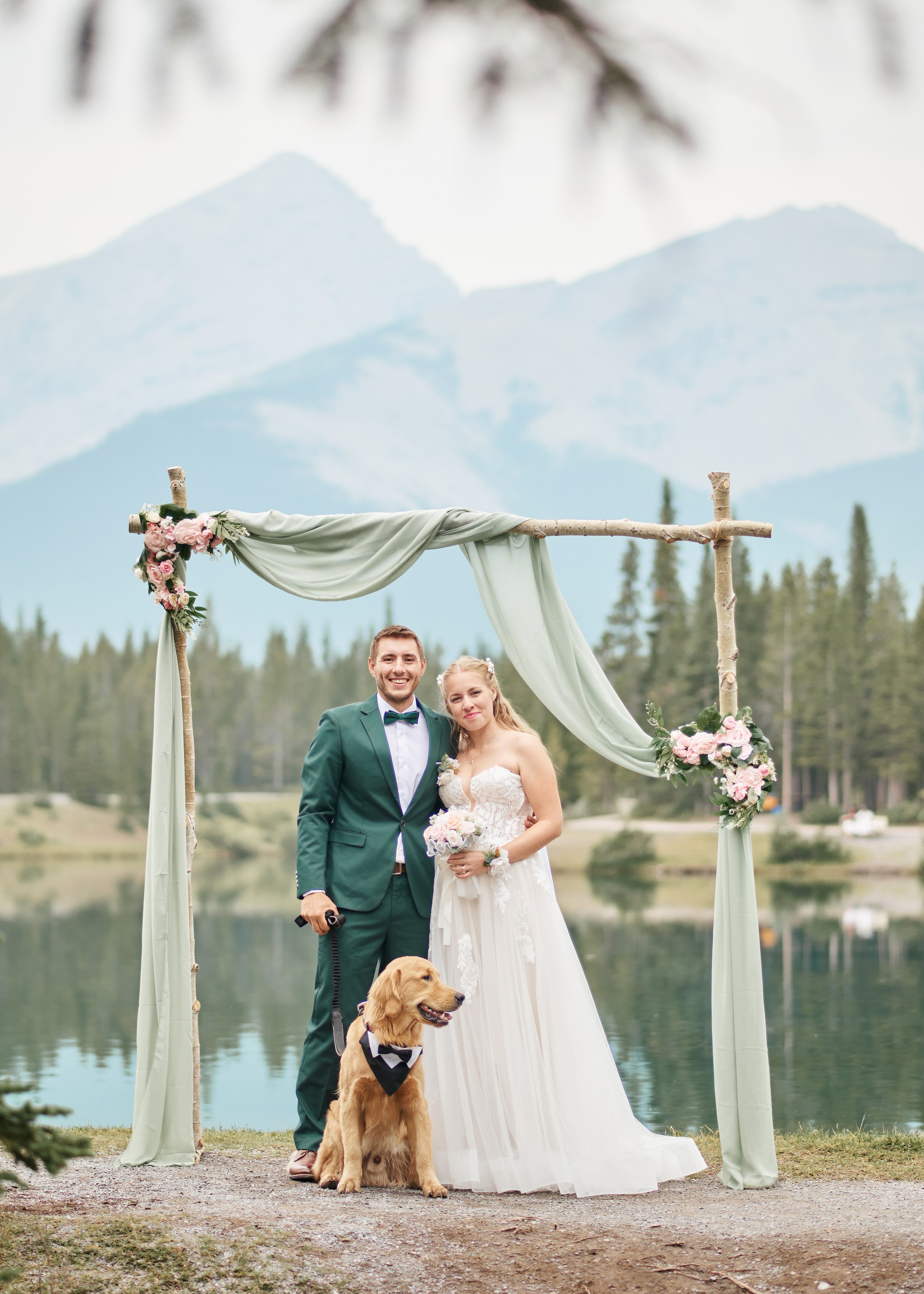 Wedding in Kananaskis Park. Wedding photography and videography team