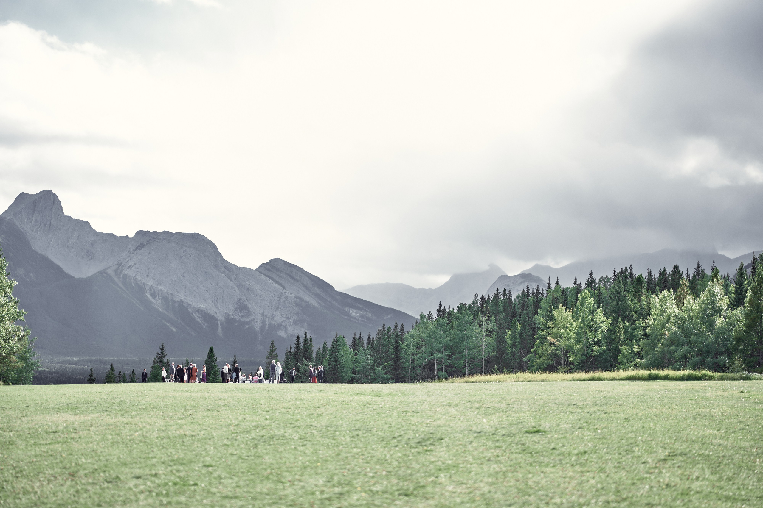 Wedding in Kananaskis Park. Wedding photography and videography team