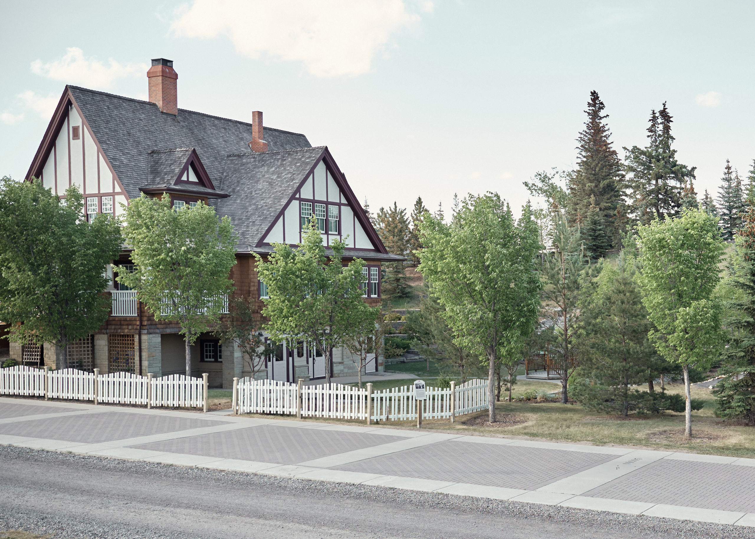 Wedding in Calgary Heritage park. Wedding photography and videography team