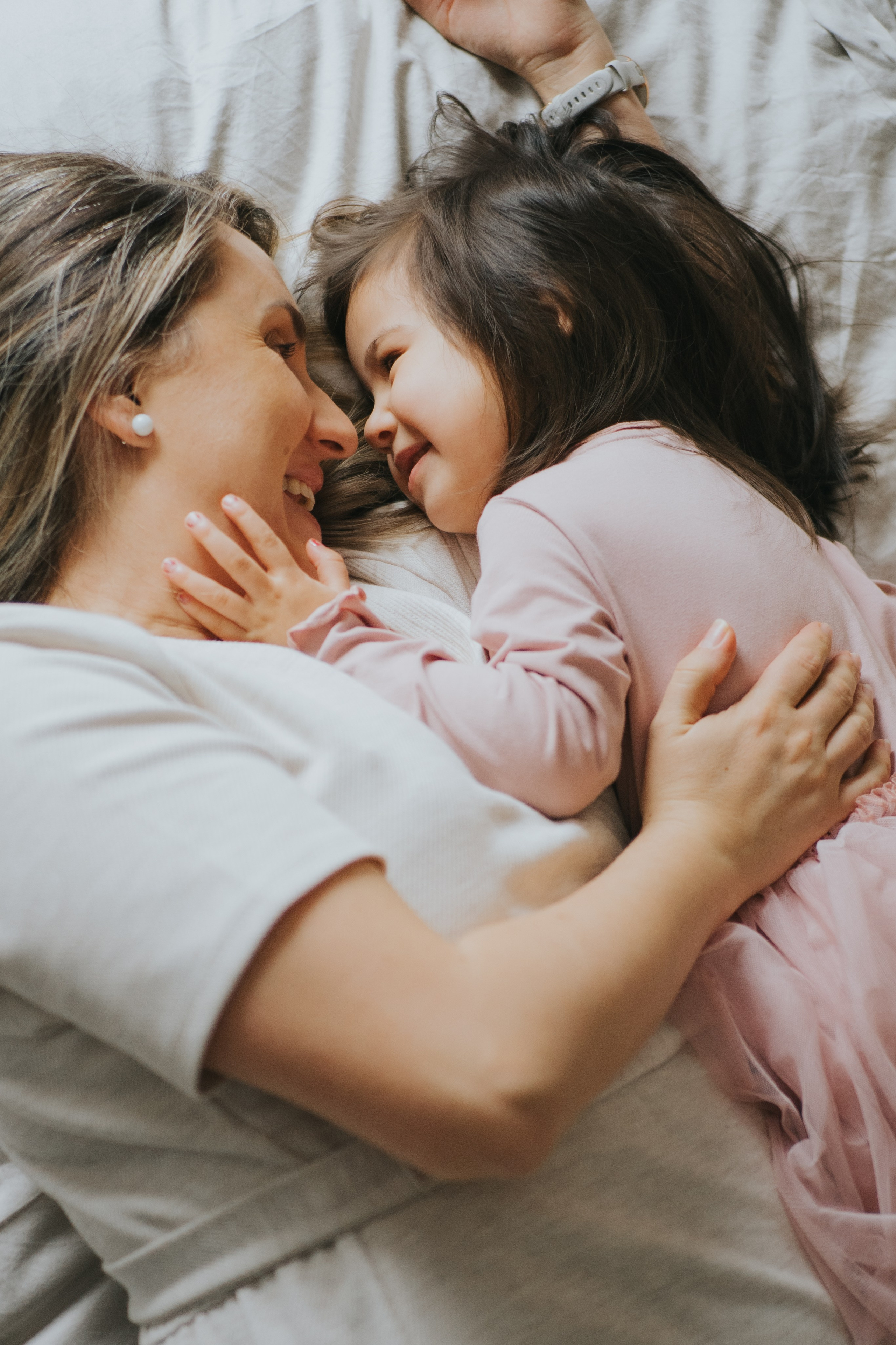 Motherhood. Mimosa Studios — Photographe Portrait à Montréal - Portrait Photographer in Montreal