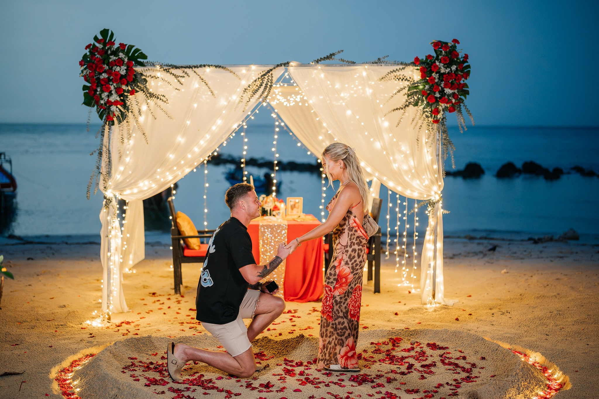 Luxury proposal planner in Koh Samui creating unforgettable romantic beach experiences.