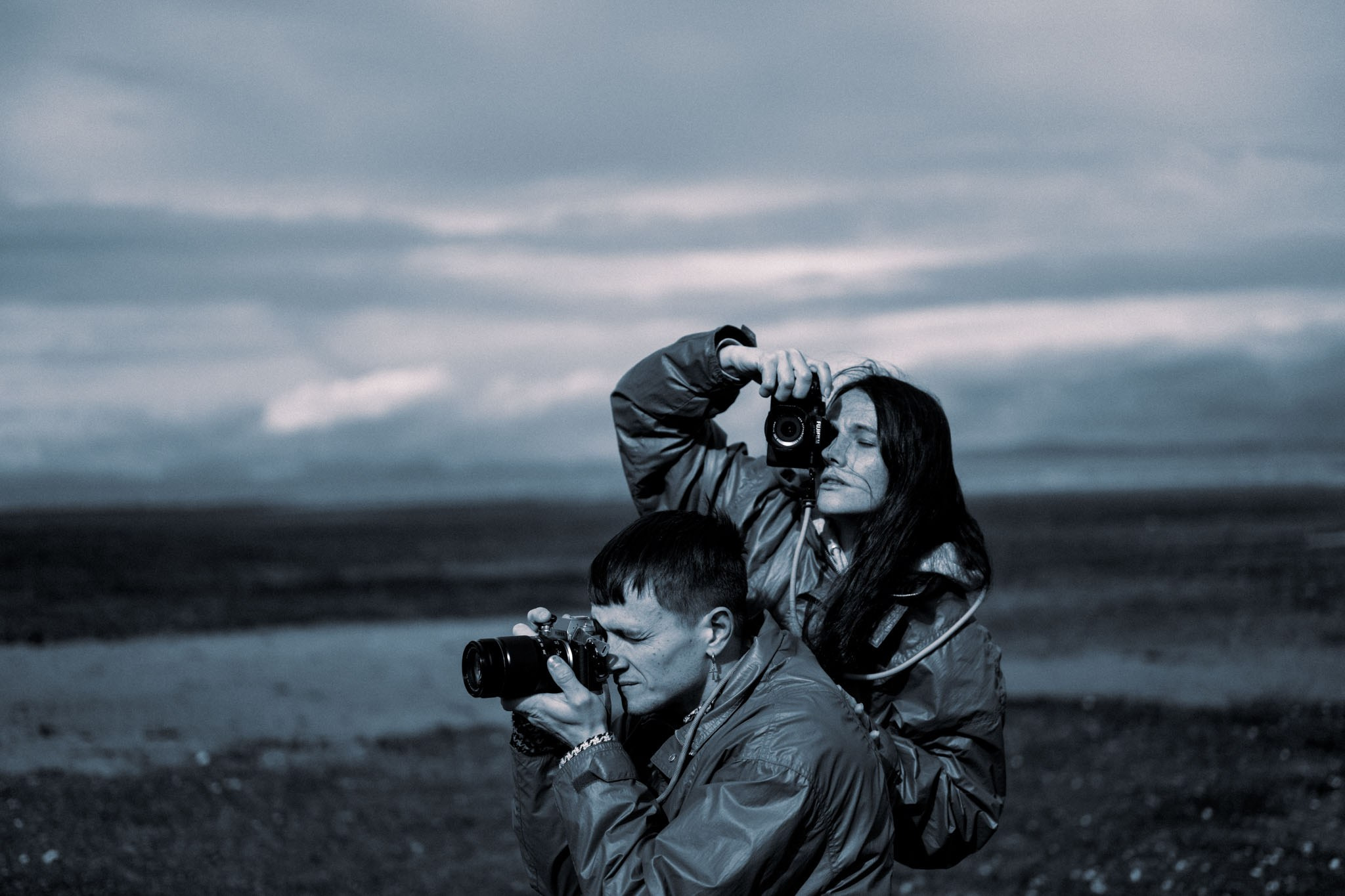 photographer duo portrait in Courtenay, creative team on Vancouver Island