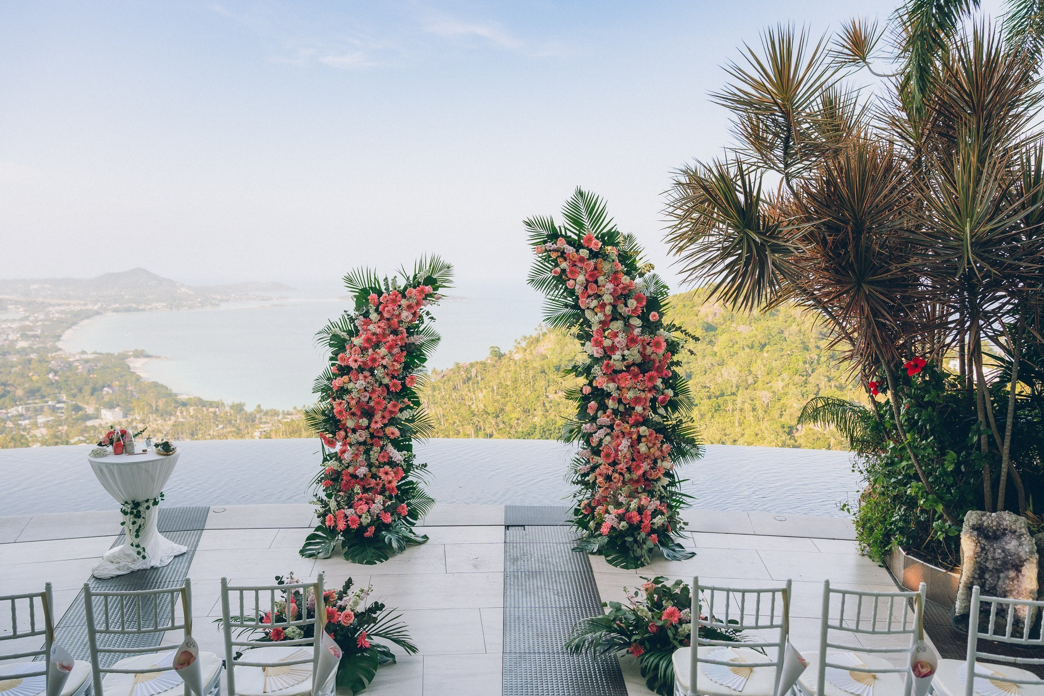 Arch. Koh Samui Wedding Planner | Beach & Villa Weddings — Magic Day