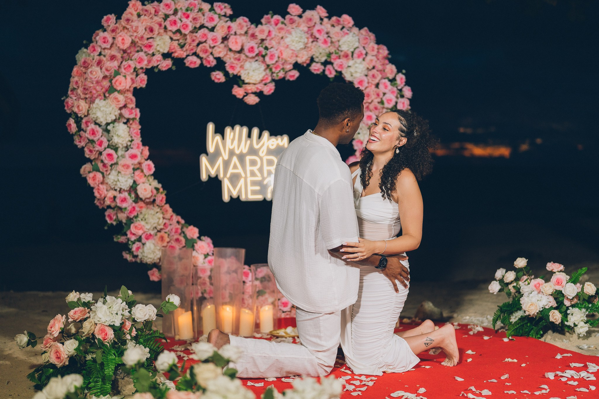 Luxury proposal planner in Koh Samui creating unforgettable romantic beach experiences.