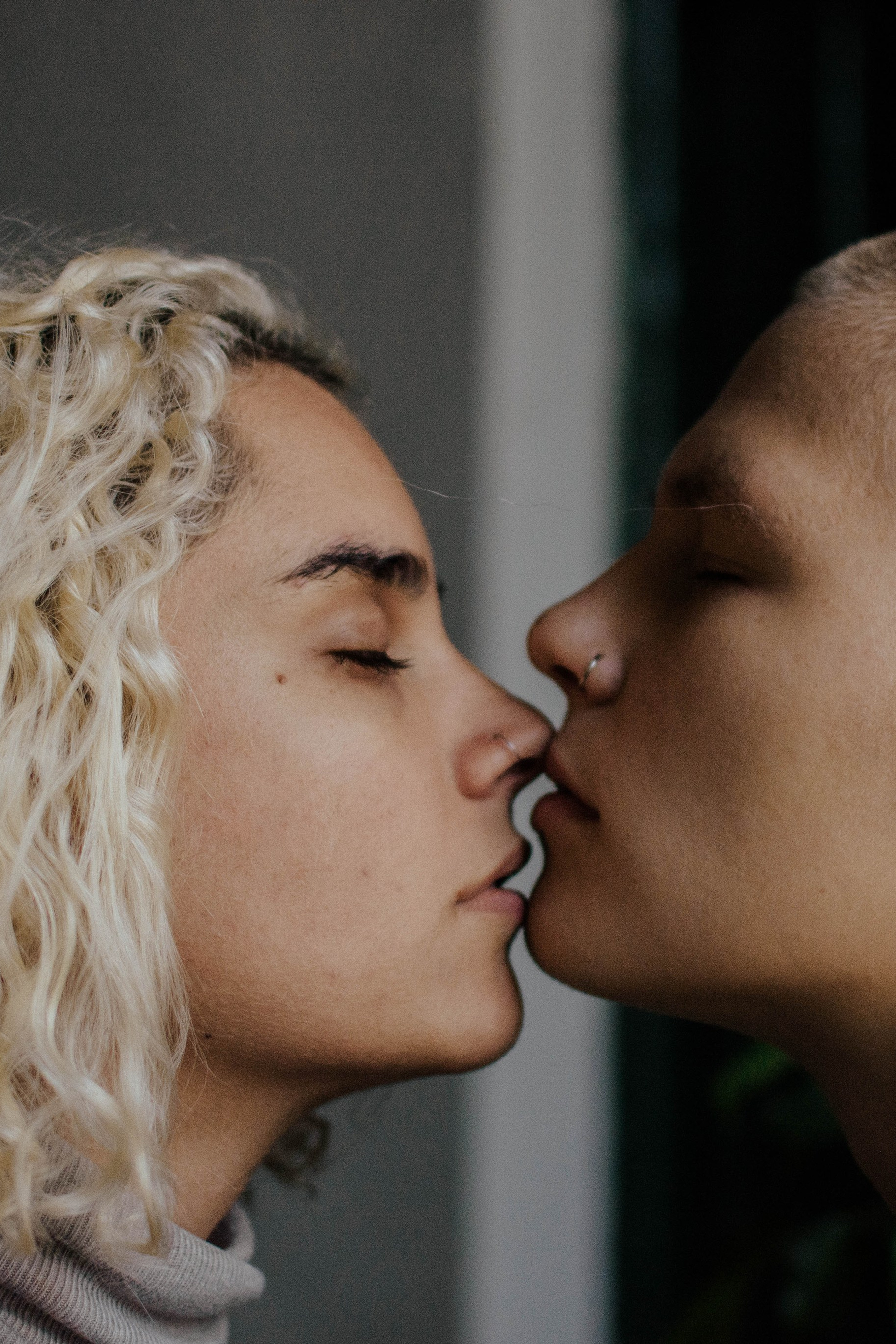 Dasha and Mira. Photographer @elmirkami in the city of Buenos Aires