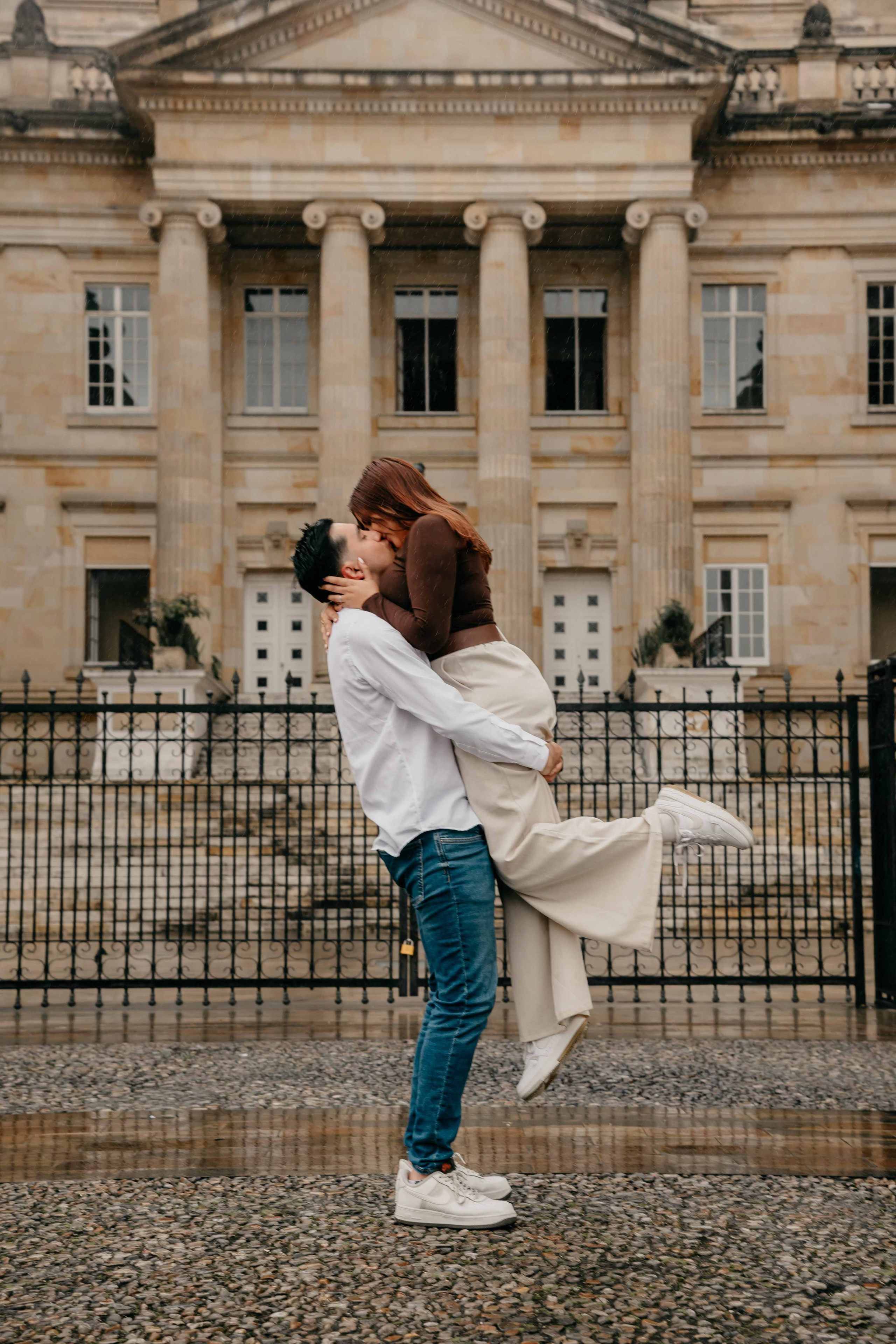 Valeria y&nbsp;Santiago