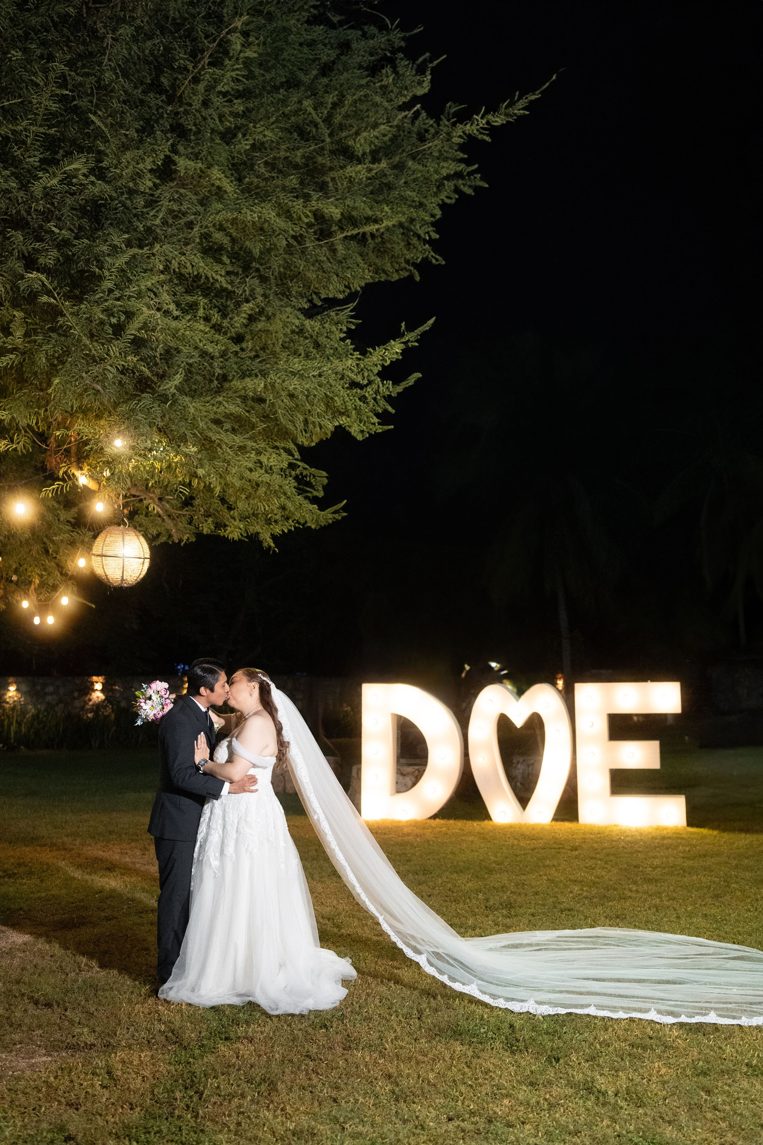 Mariana y Brandon. Eduardo Barrientos Fotografía