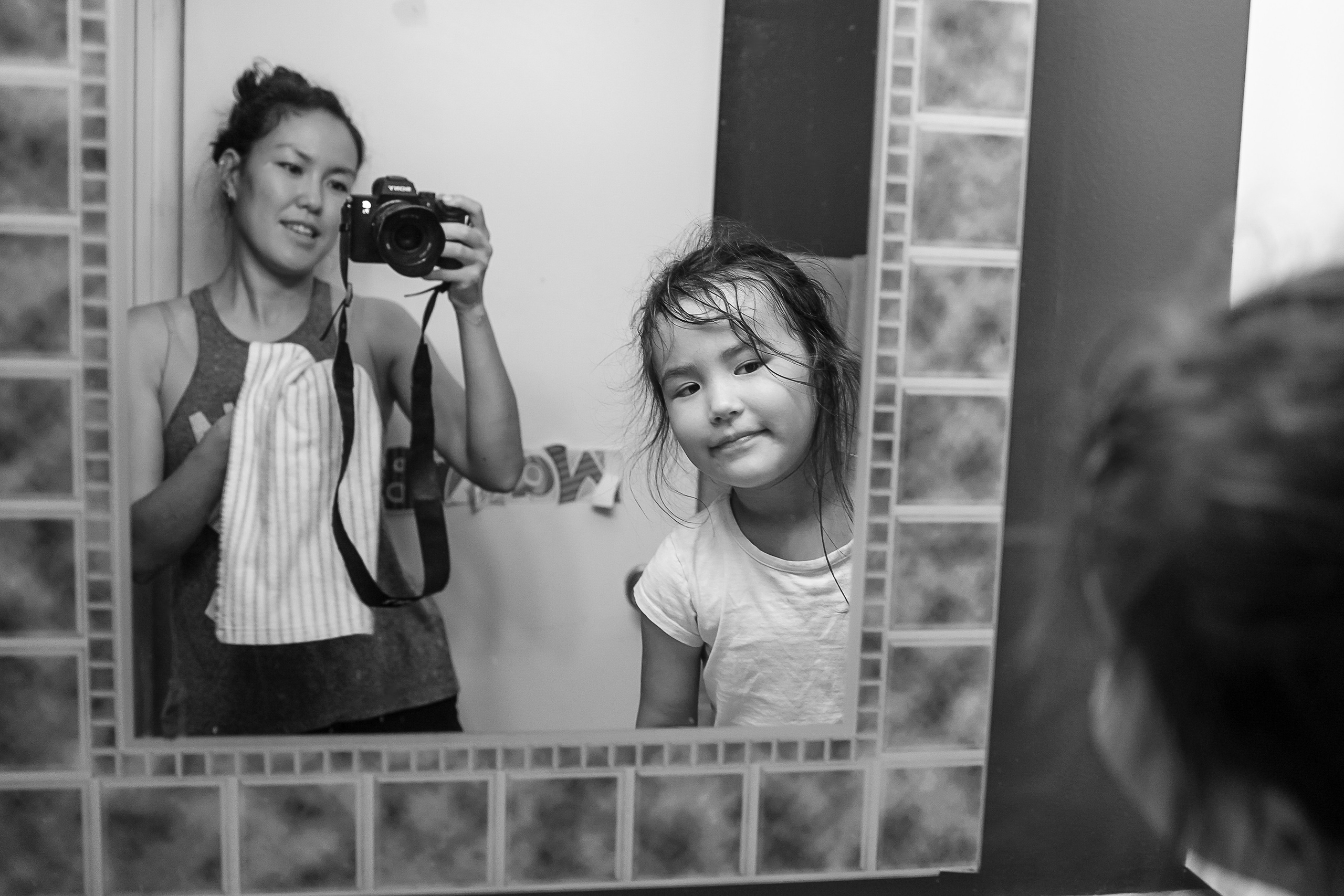 Photography Posing tips. Maria Elaeva Photography | Burnaby Portrait Photographer
