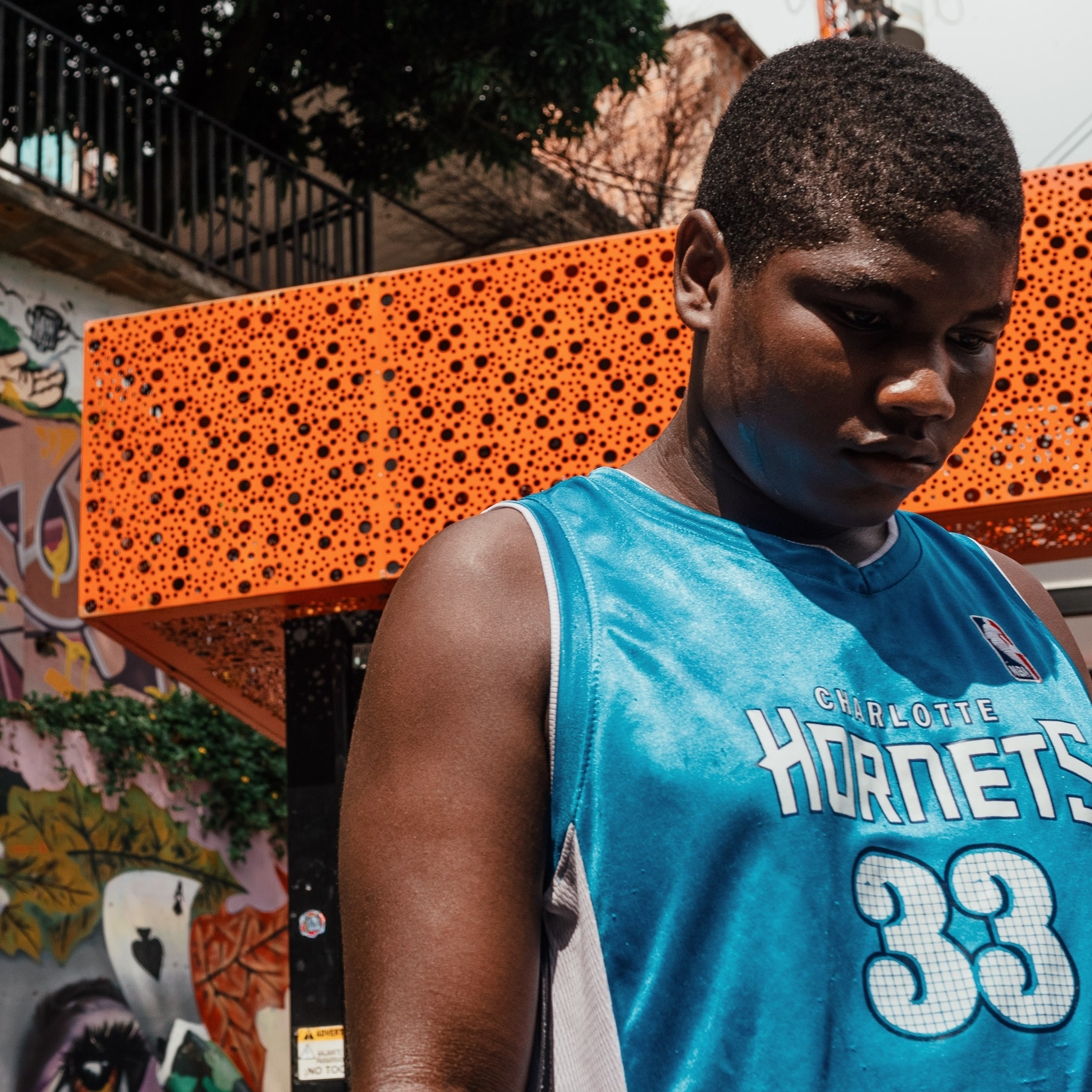Comuna 13, Medellín, Colombia. Federico Borobio, fotografía callejera y documental.